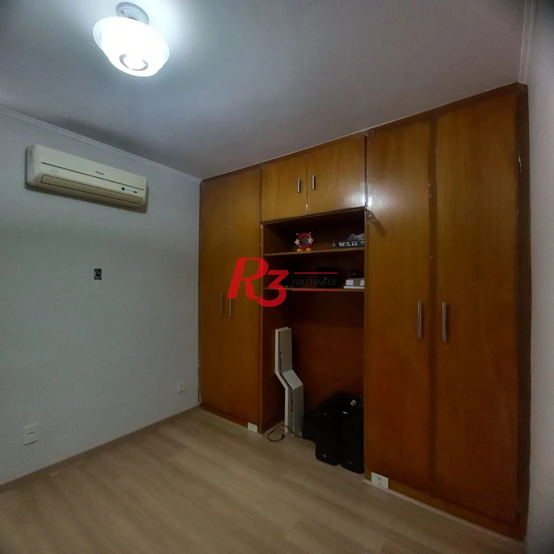 Apartamento com 3 dormitórios à venda, 180 m² por R$ 850.000,00 - Campo Grande - Santos/SP
