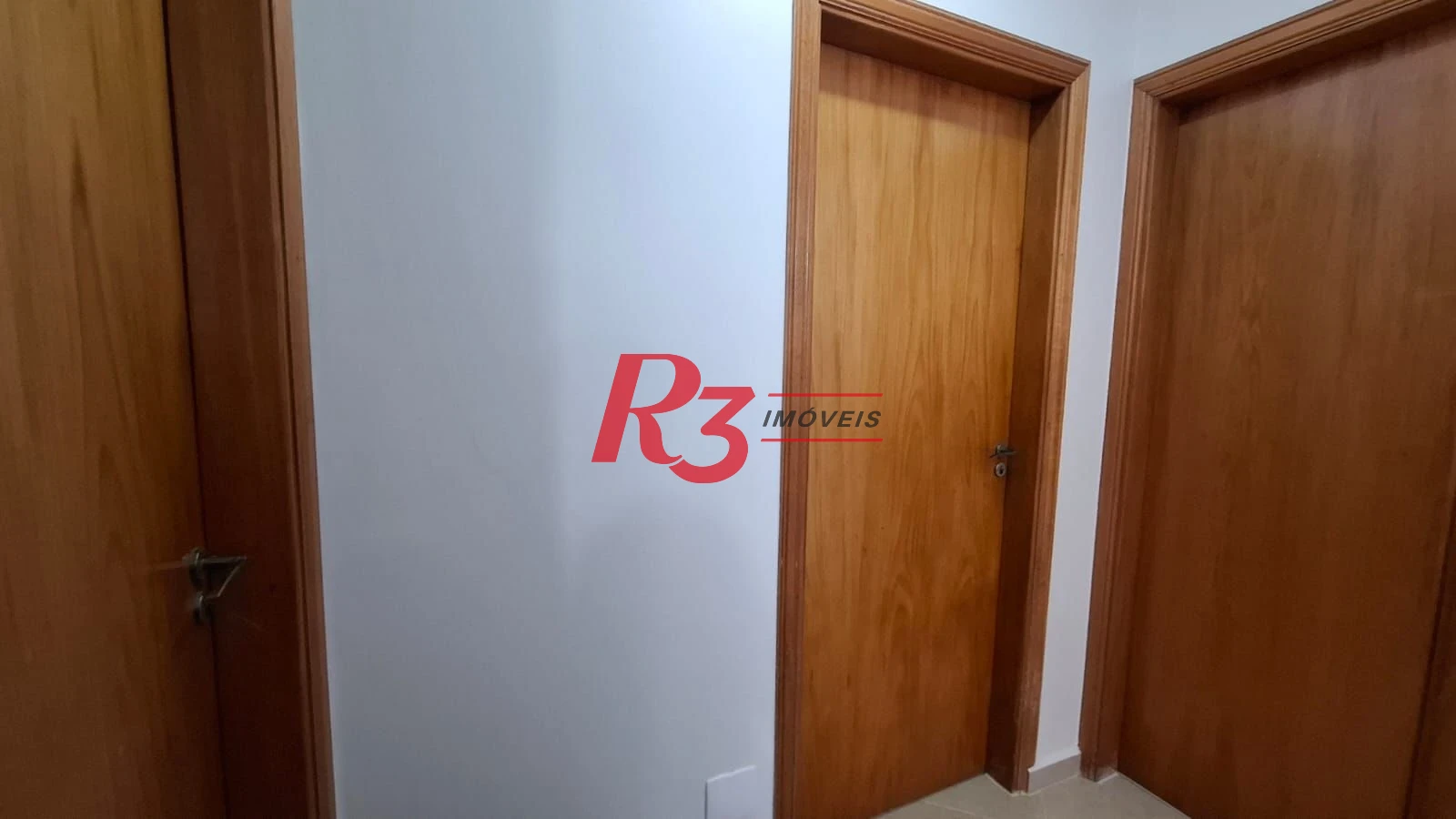 Apartamento com 3 dormitórios à venda, 180 m² por R$ 850.000,00 - Campo Grande - Santos/SP