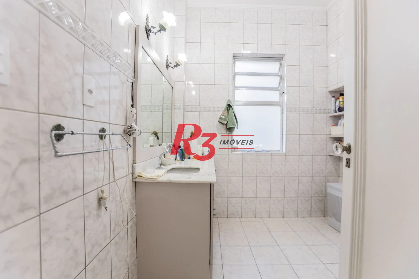 Apartamento com 2 dormitórios para alugar, 115 m² por R$ 6.000,00/mês - Boqueirão - Santos/SP