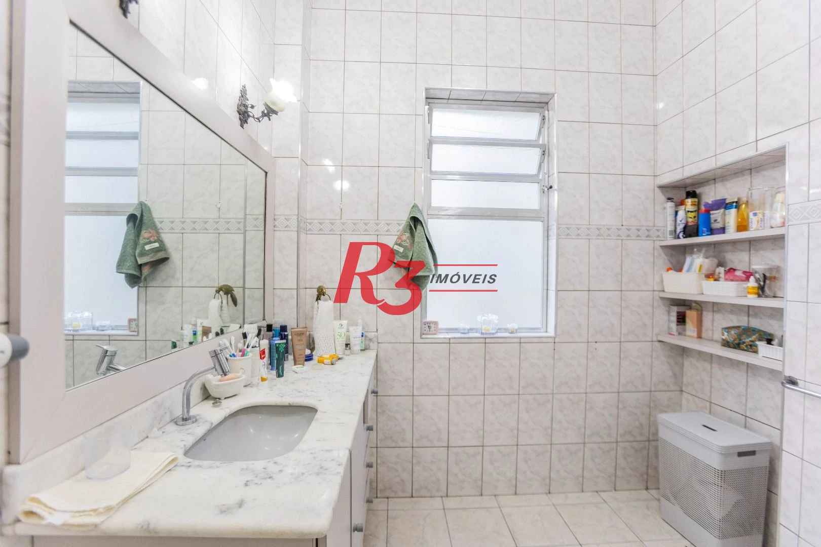 Apartamento com 2 dormitórios para alugar, 115 m² por R$ 6.000,00/mês - Boqueirão - Santos/SP