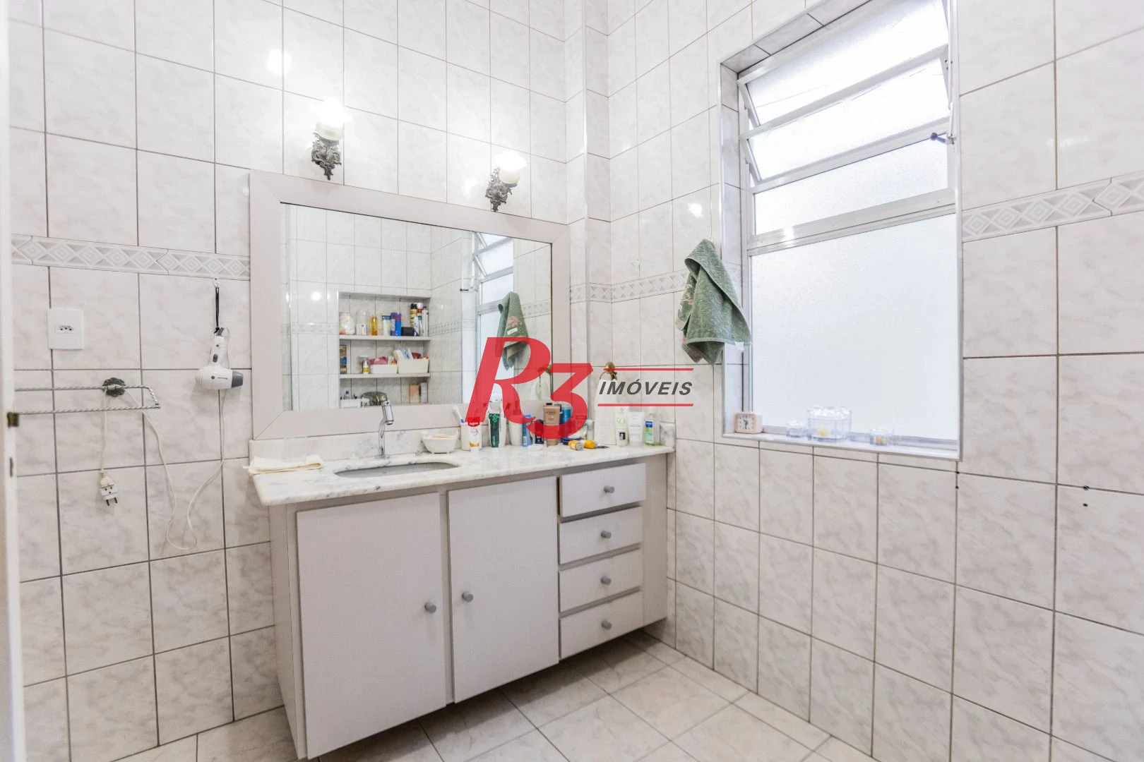 Apartamento com 2 dormitórios para alugar, 115 m² por R$ 6.000,00/mês - Boqueirão - Santos/SP