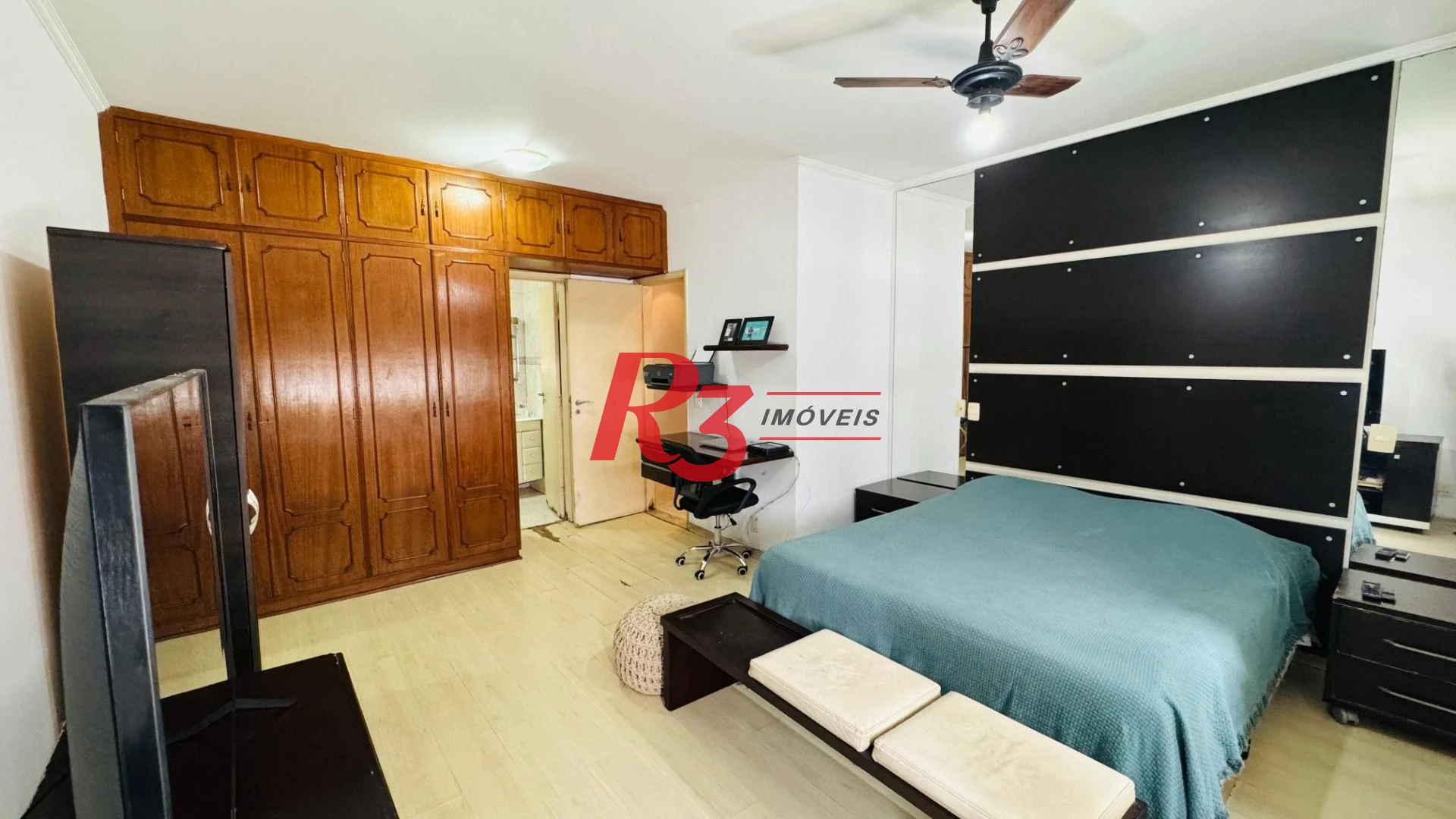 Apartamento com 3 dormitórios à venda, 140 m² por R$ 850.000,00 - Ponta da Praia - Santos/SP