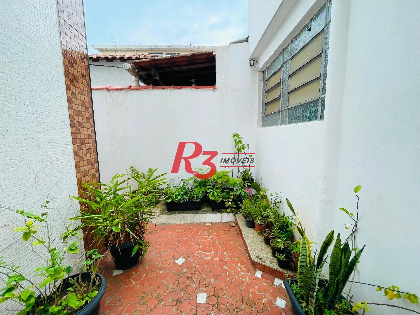 Sobrado para alugar, 250 m² por R$ 9.000,00/mês - Aparecida - Santos/SP