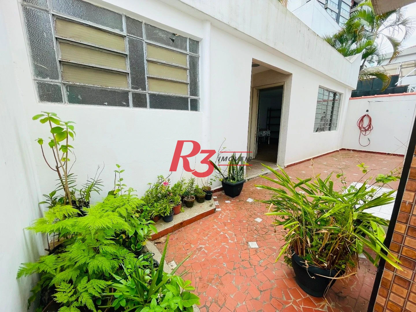 Sobrado para alugar, 250 m² por R$ 9.000,00/mês - Aparecida - Santos/SP