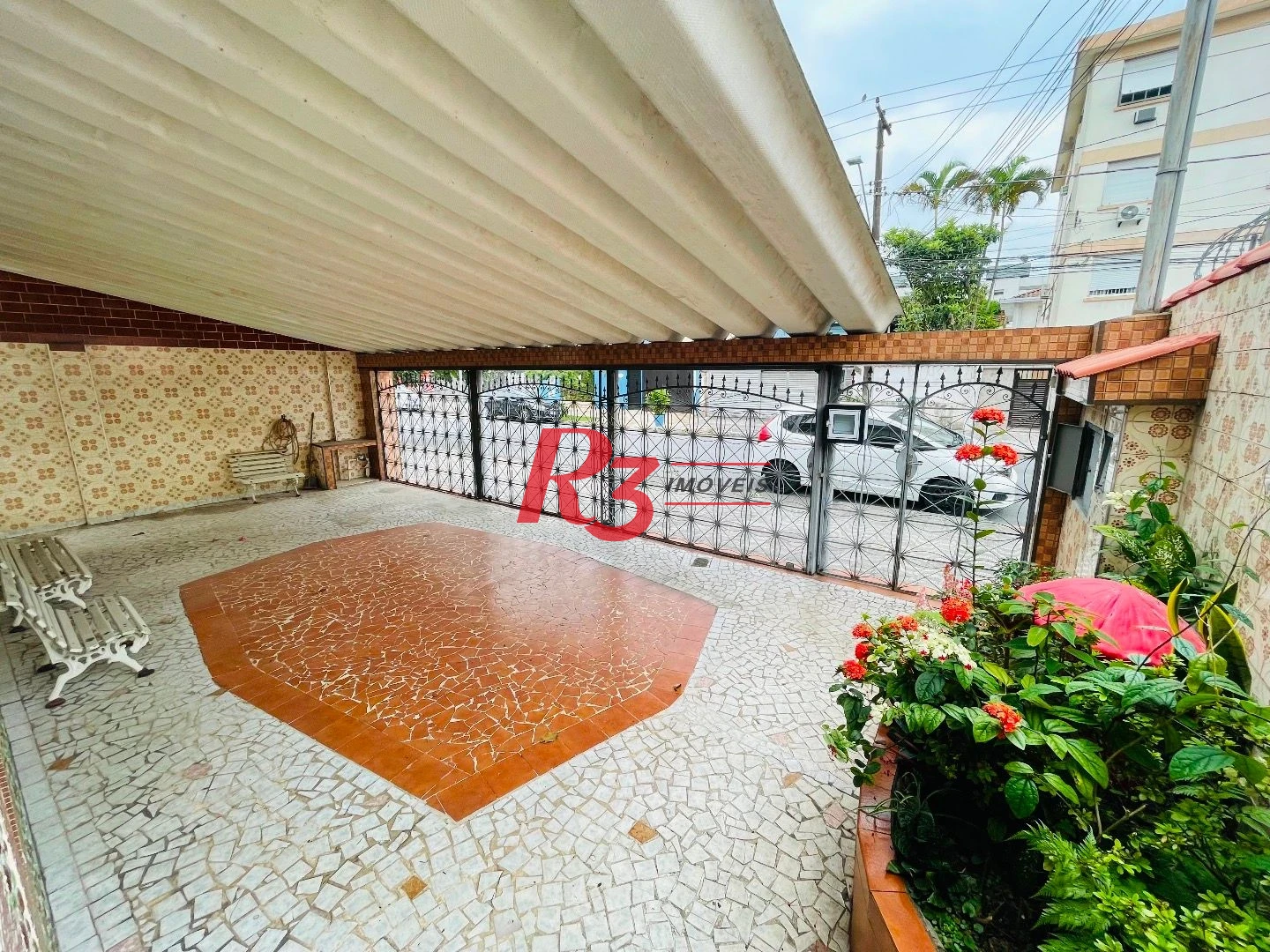 Sobrado para alugar, 250 m² por R$ 9.000,00/mês - Aparecida - Santos/SP