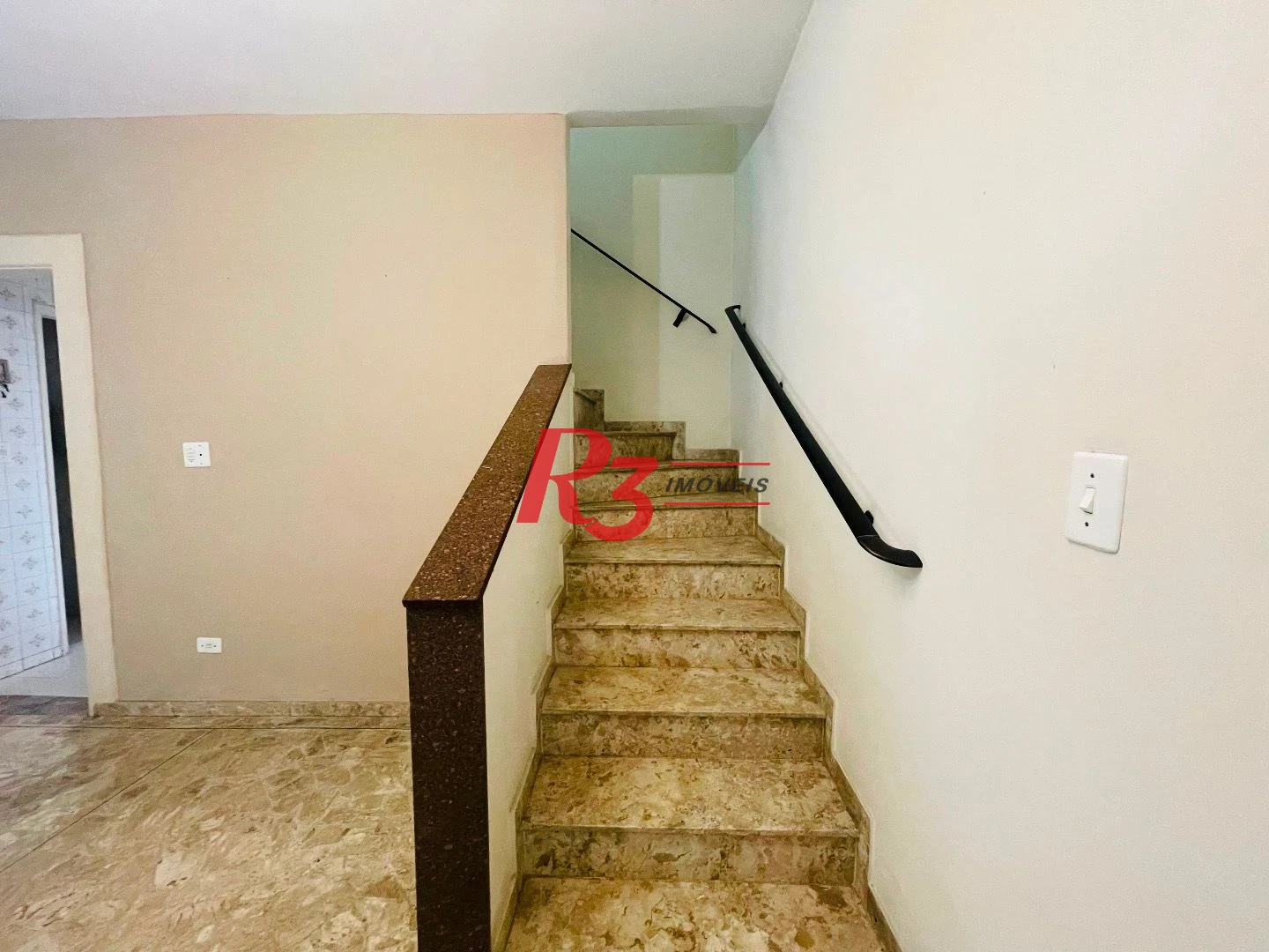 Sobrado para alugar, 250 m² por R$ 9.000,00/mês - Aparecida - Santos/SP
