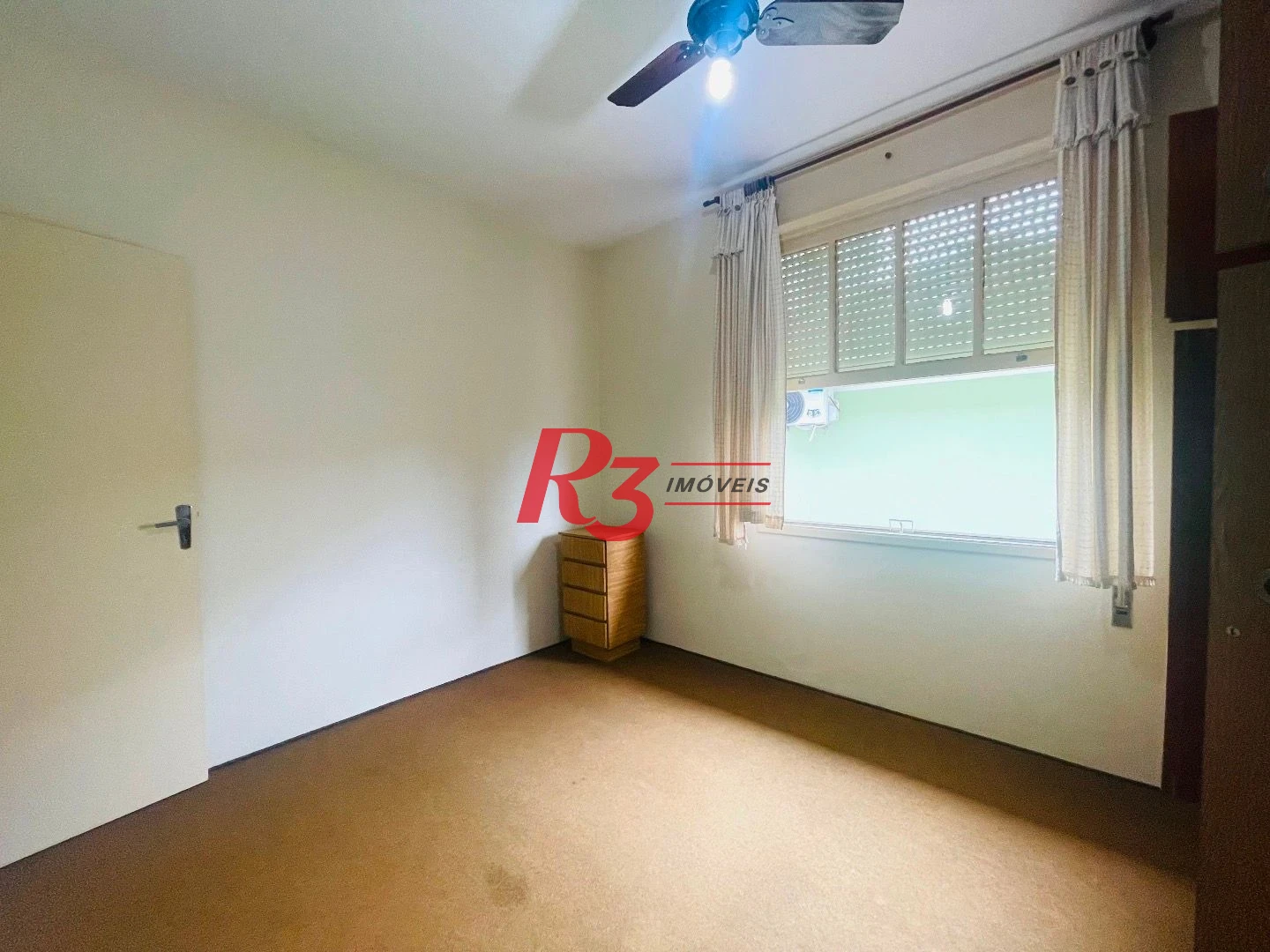 Sobrado para alugar, 250 m² por R$ 9.000,00/mês - Aparecida - Santos/SP