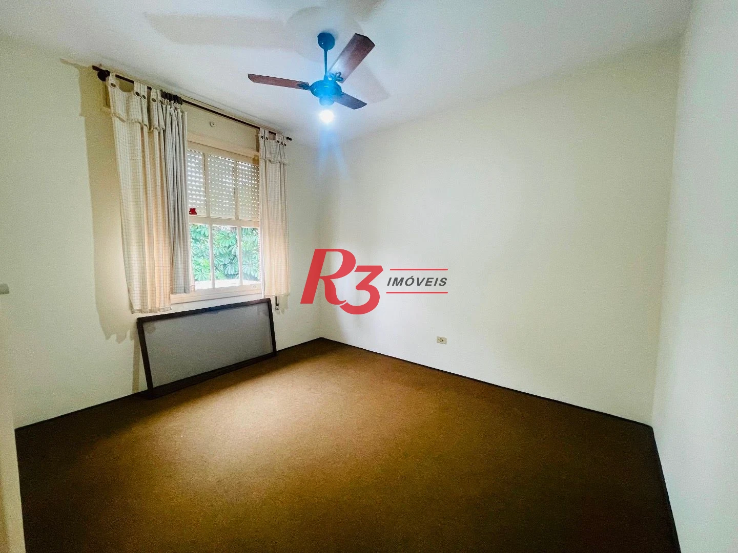 Sobrado para alugar, 250 m² por R$ 9.000,00/mês - Aparecida - Santos/SP