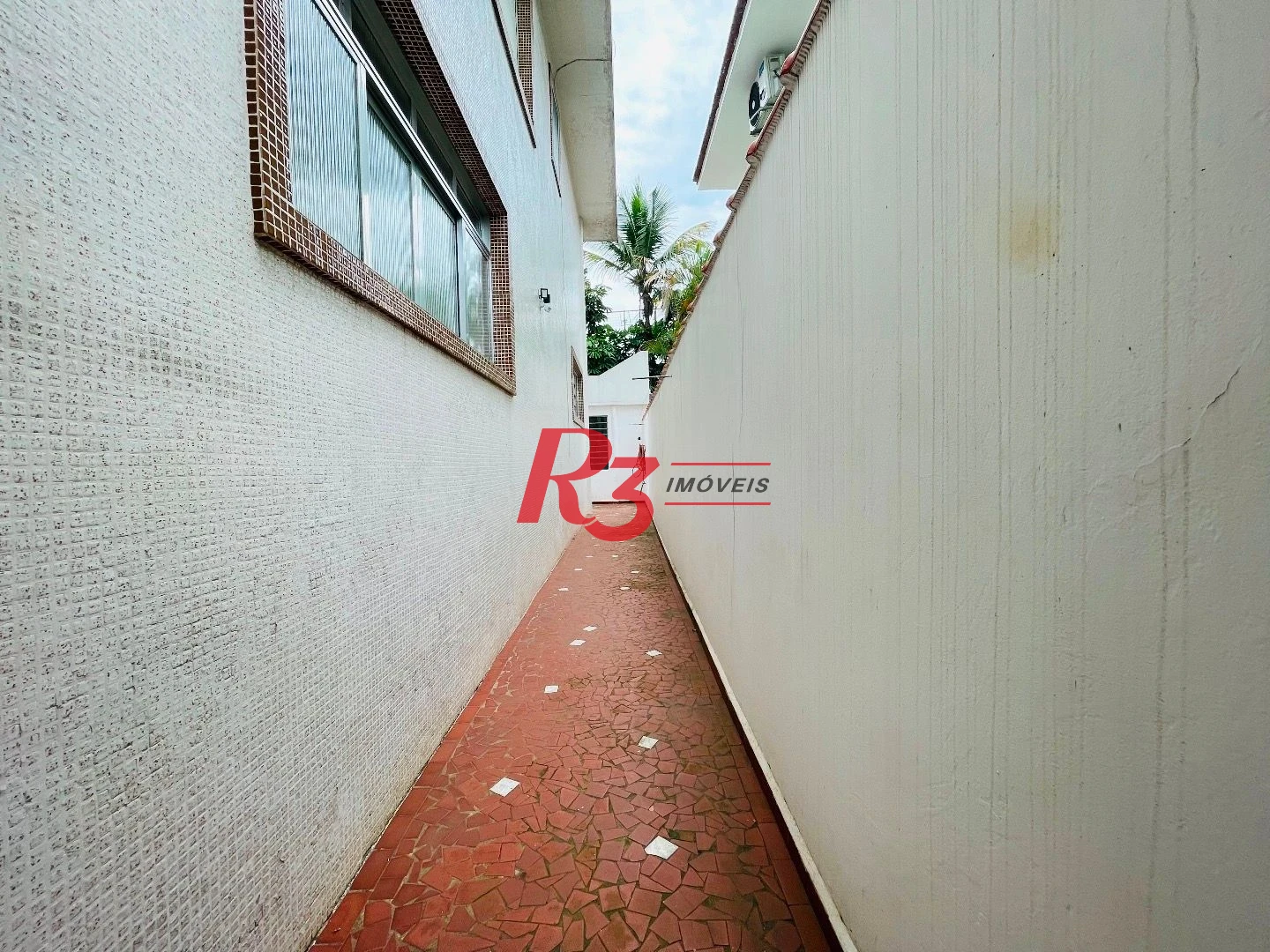 Sobrado para alugar, 250 m² por R$ 9.000,00/mês - Aparecida - Santos/SP
