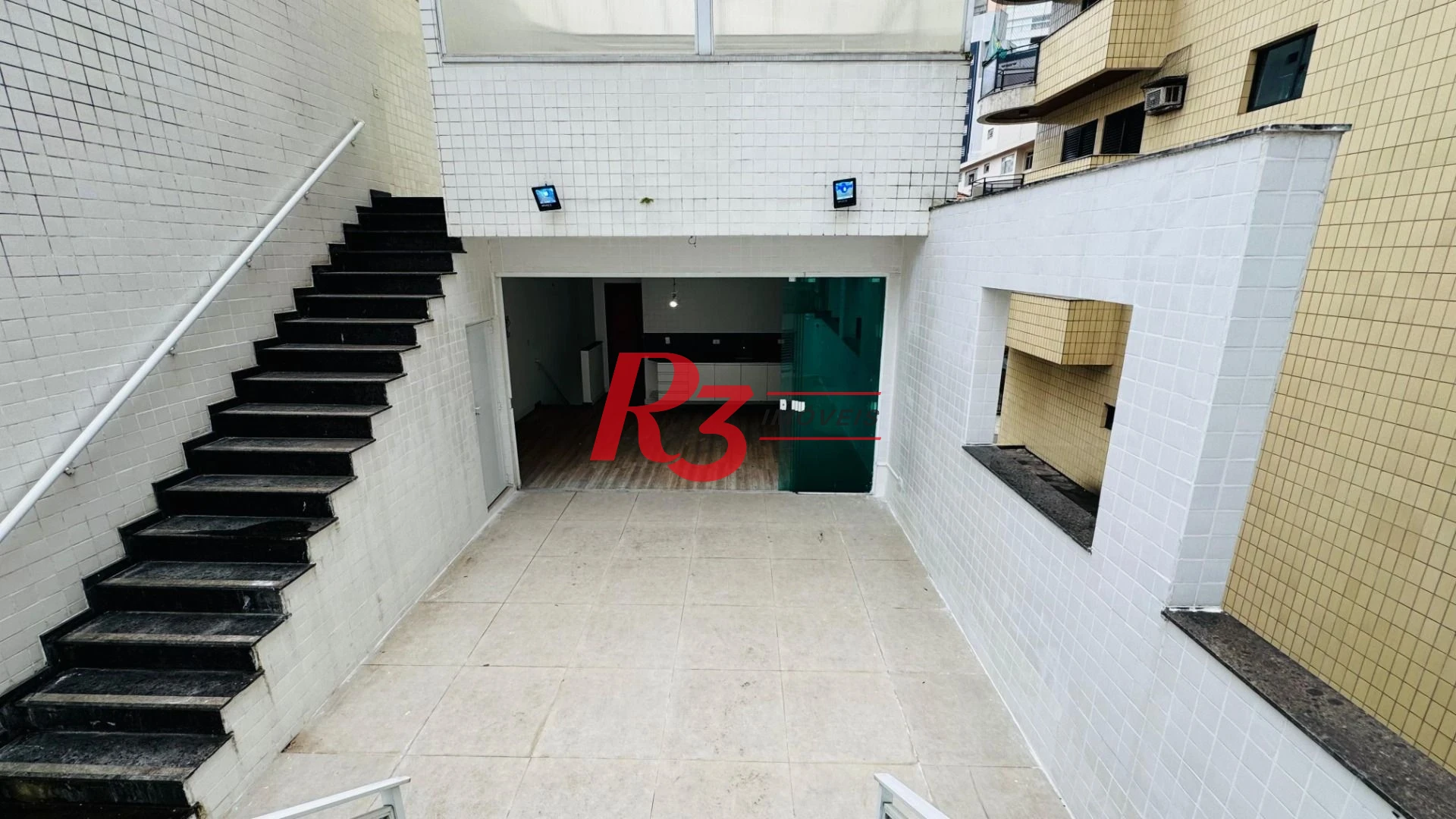 Casa com 4 dormitórios à venda, 194 m² por R$ 1.800.000,00 - Gonzaga - Santos/SP