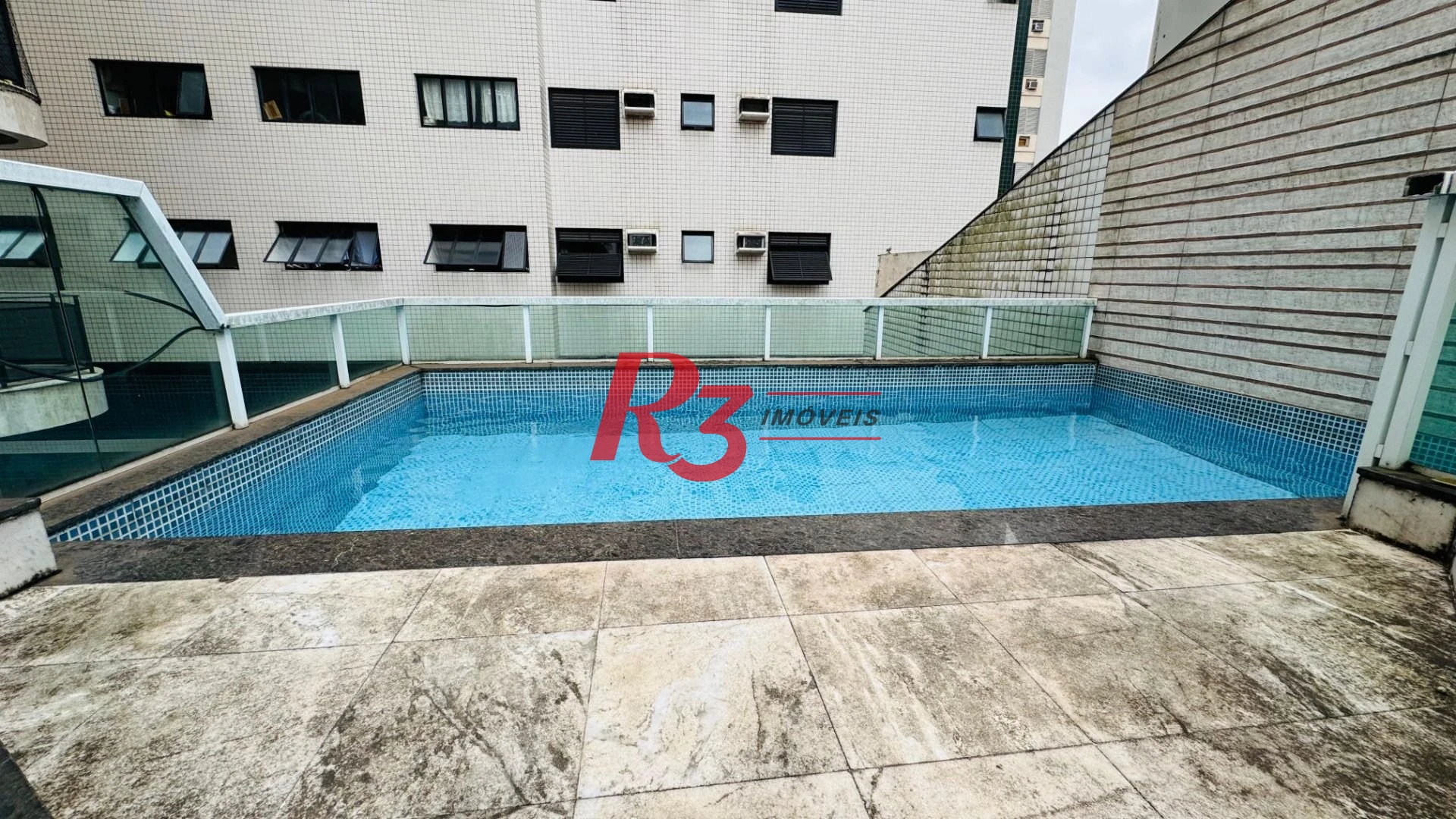 Casa com 4 dormitórios à venda, 194 m² por R$ 1.800.000,00 - Gonzaga - Santos/SP