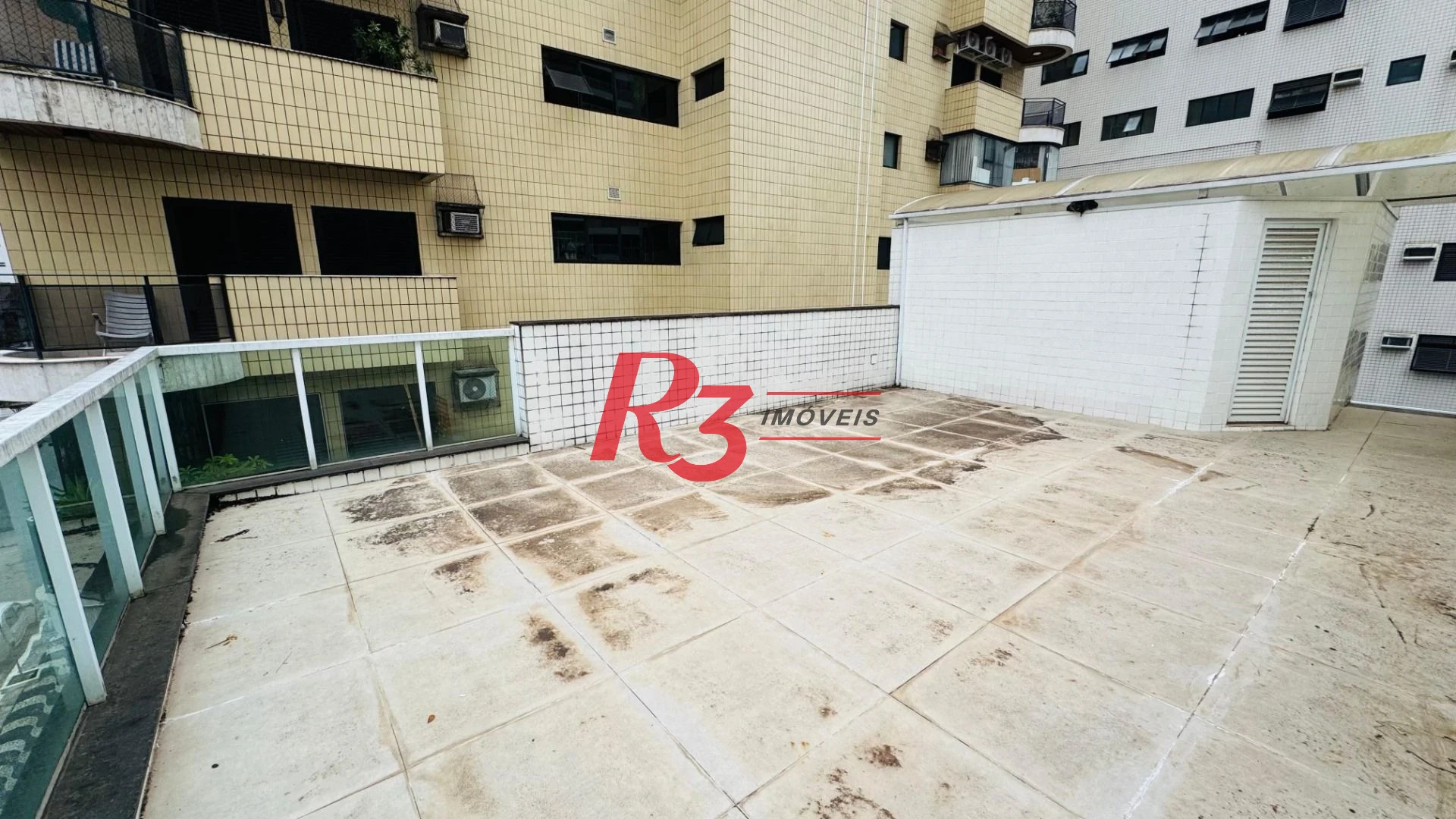 Casa com 4 dormitórios à venda, 194 m² por R$ 1.800.000,00 - Gonzaga - Santos/SP