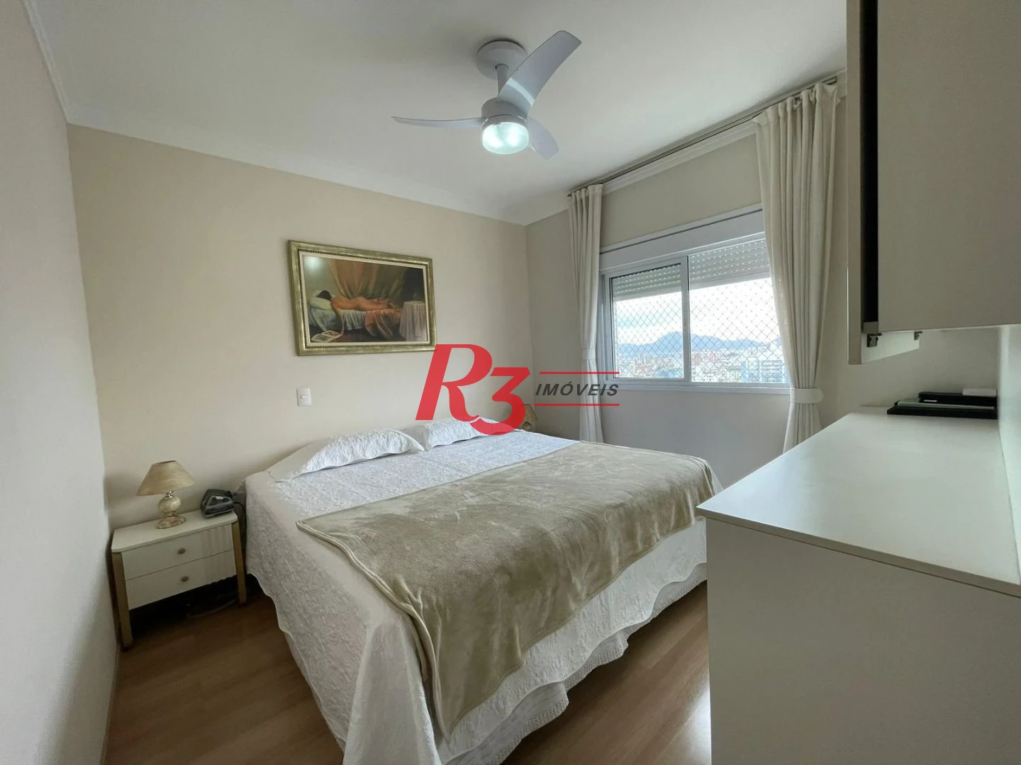 Apartamento com 3 dormitórios à venda, 155 m² por R$ 2.330.000,00 - Embaré - Santos/SP