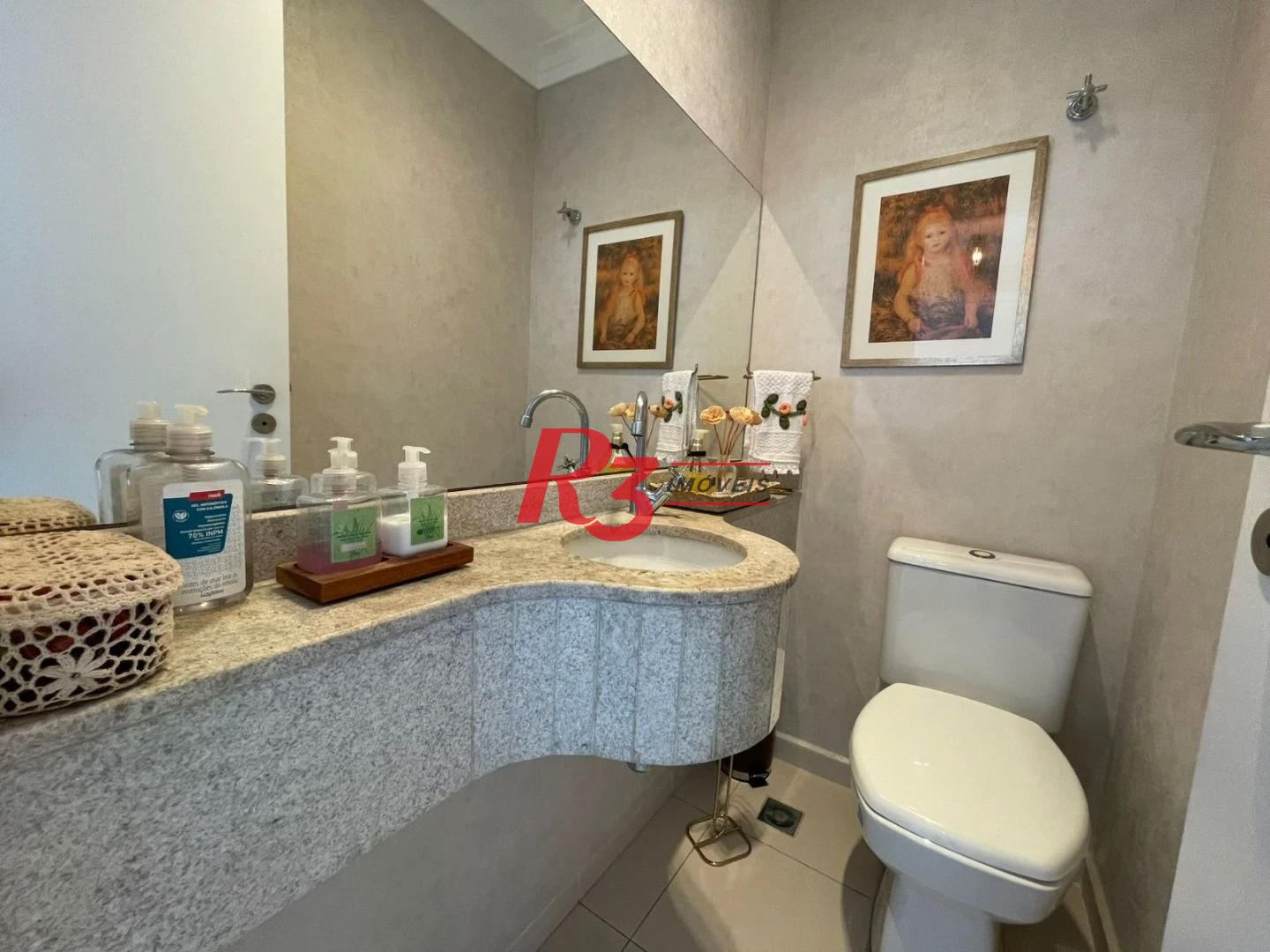Apartamento com 3 dormitórios à venda, 155 m² por R$ 2.330.000,00 - Embaré - Santos/SP