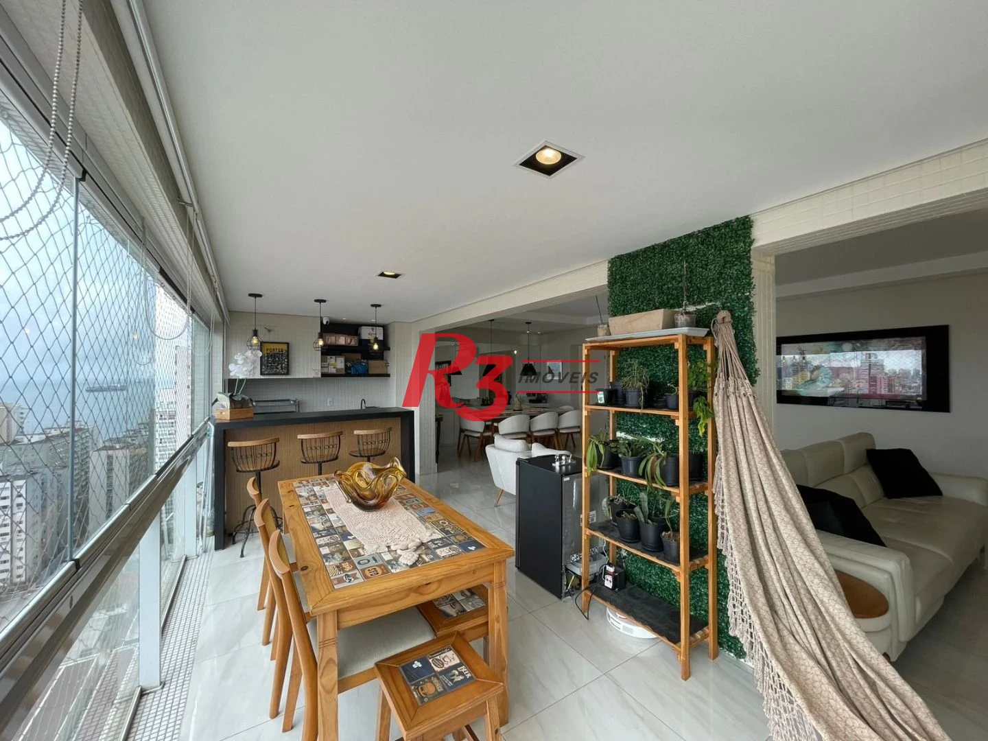 Apartamento com 3 dormitórios à venda, 155 m² por R$ 2.330.000,00 - Embaré - Santos/SP