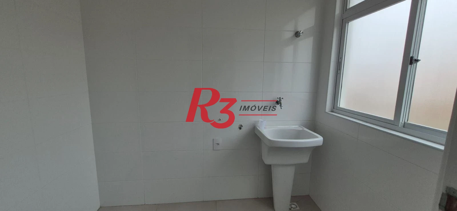 Casa com 3 dormitórios à venda, 155 m² por R$ 1.300.000,00 - Embaré - Santos/SP