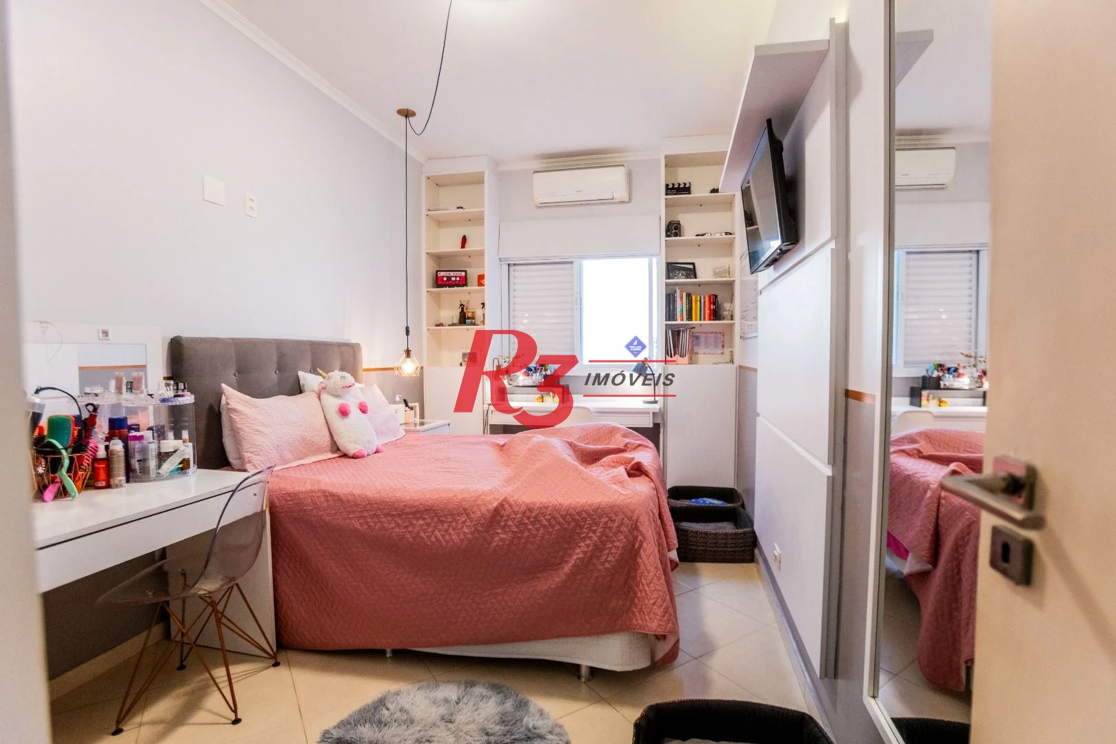 Casa à venda, 162 m² por R$ 990.000,00 - Estuário - Santos/SP
