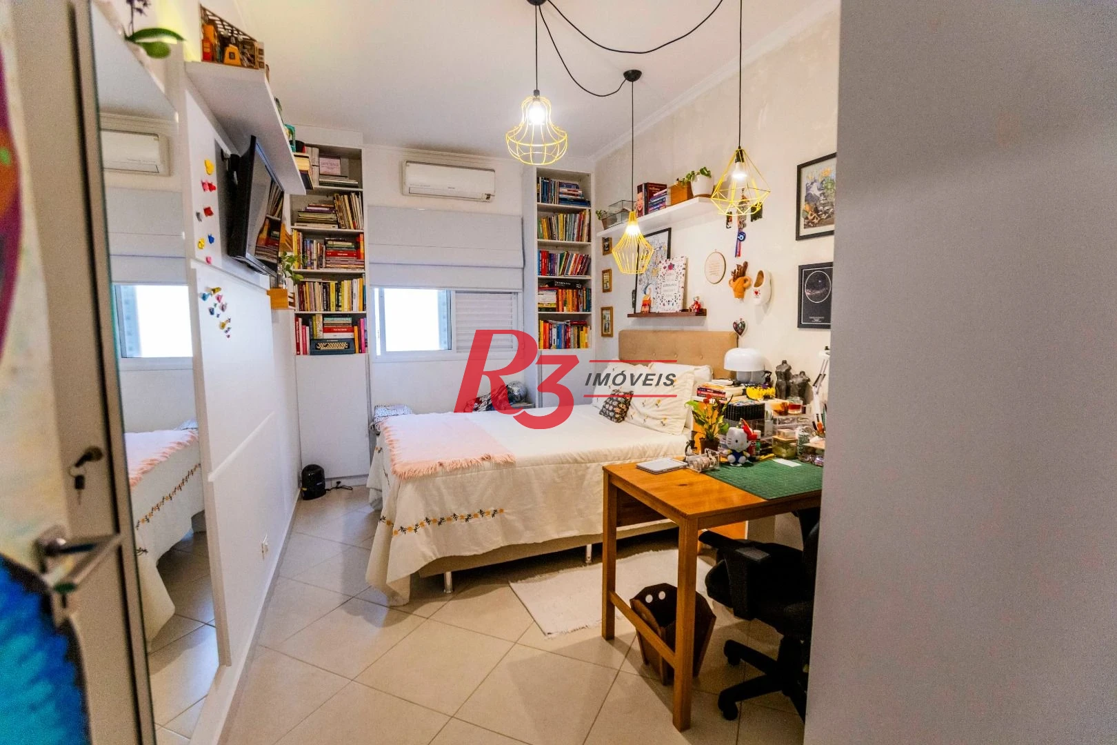Casa à venda, 162 m² por R$ 990.000,00 - Estuário - Santos/SP