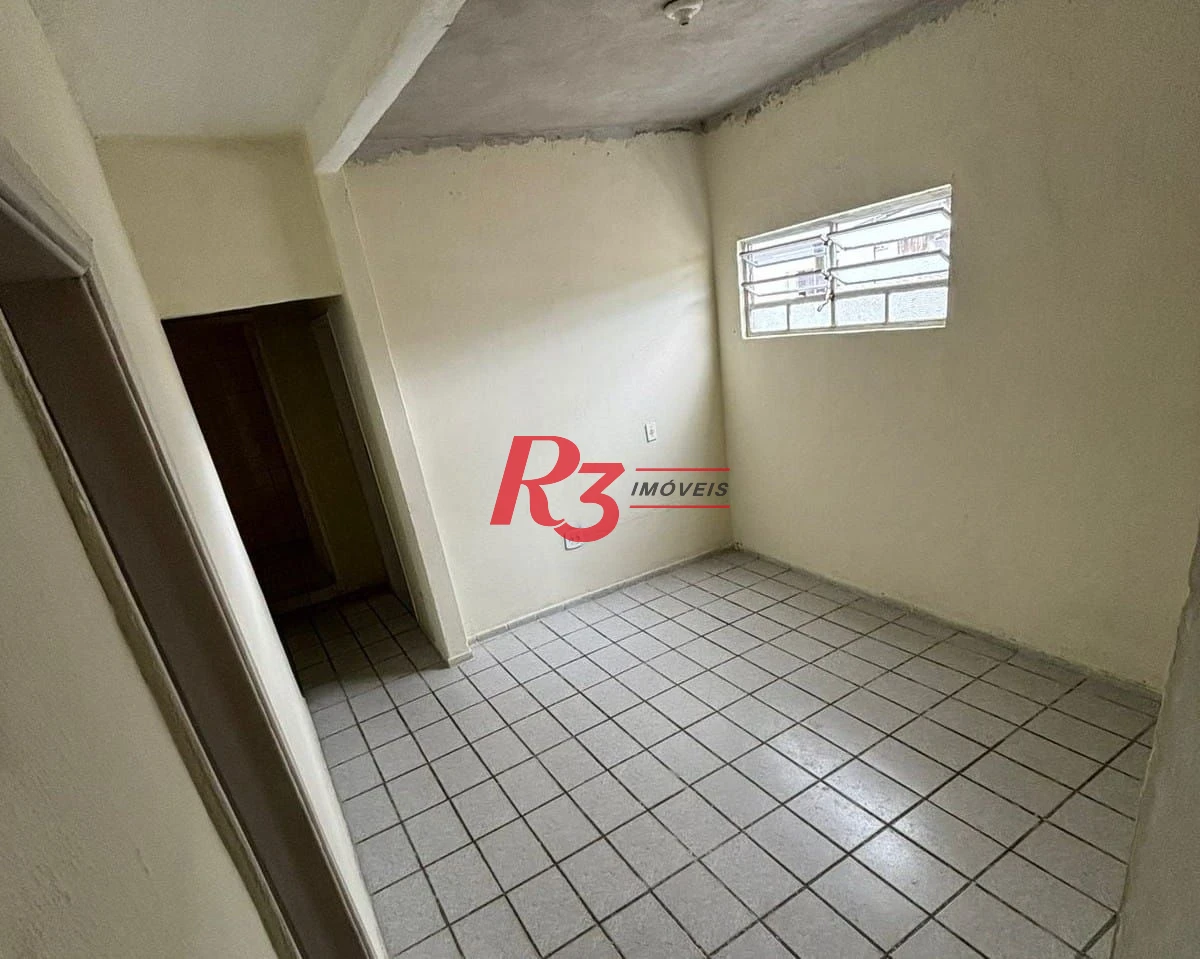 Casa com 6 dormitórios à venda, 200 m² por R$ 300.000,00 - Conjunto Residencial Humaitá - São Vicente/SP