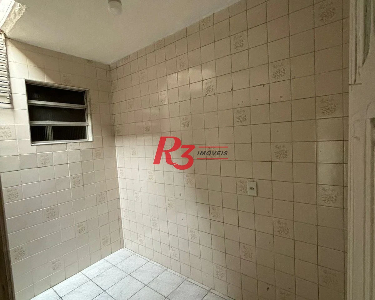 Casa com 6 dormitórios à venda, 200 m² por R$ 300.000,00 - Conjunto Residencial Humaitá - São Vicente/SP