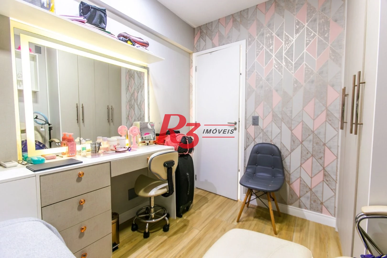 Apartamento com 3 dormitórios à venda, 84 m² por R$ 840.000,00 - Marapé - Santos/SP