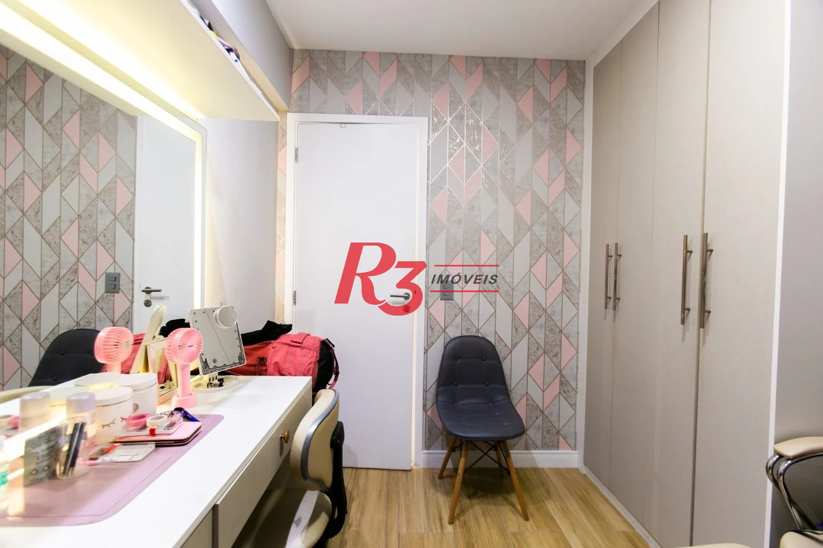 Apartamento com 3 dormitórios à venda, 84 m² por R$ 840.000,00 - Marapé - Santos/SP