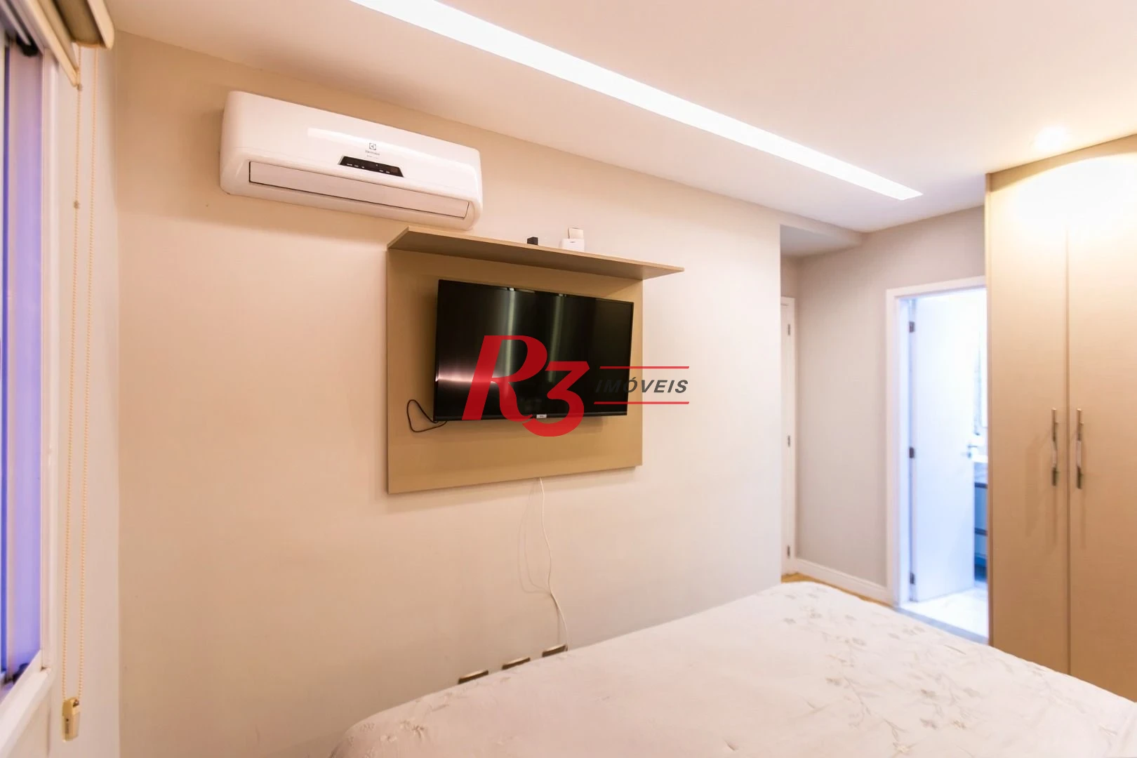 Apartamento com 3 dormitórios à venda, 84 m² por R$ 840.000,00 - Marapé - Santos/SP