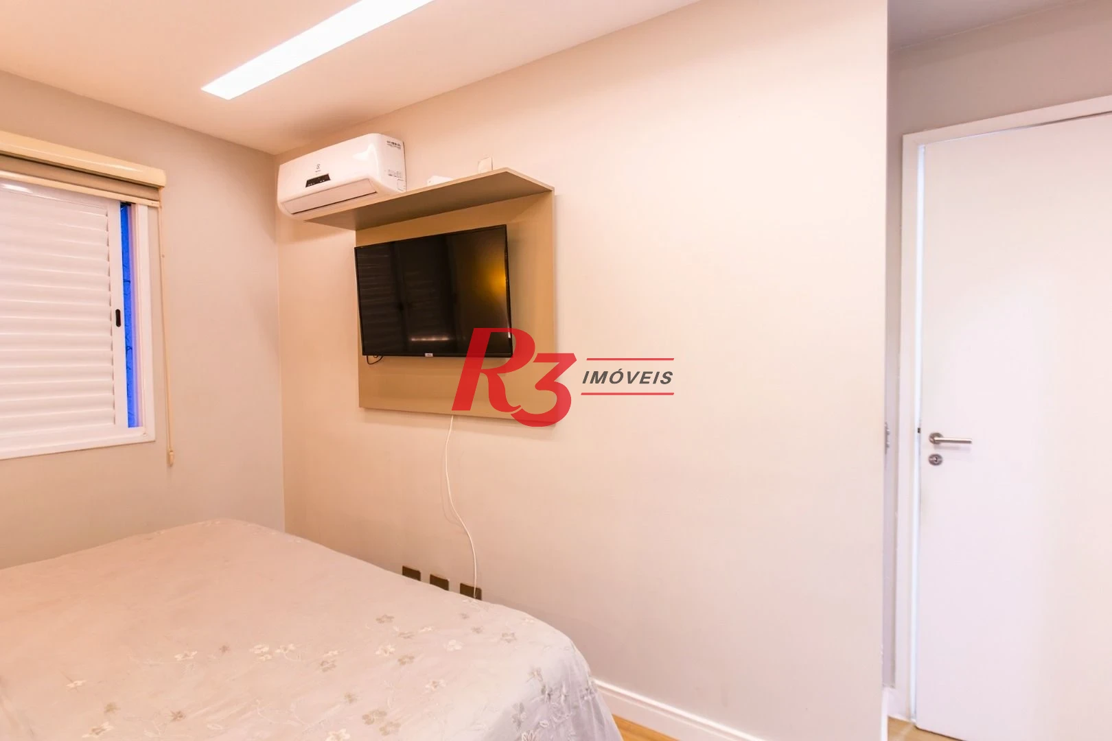 Apartamento com 3 dormitórios à venda, 84 m² por R$ 840.000,00 - Marapé - Santos/SP