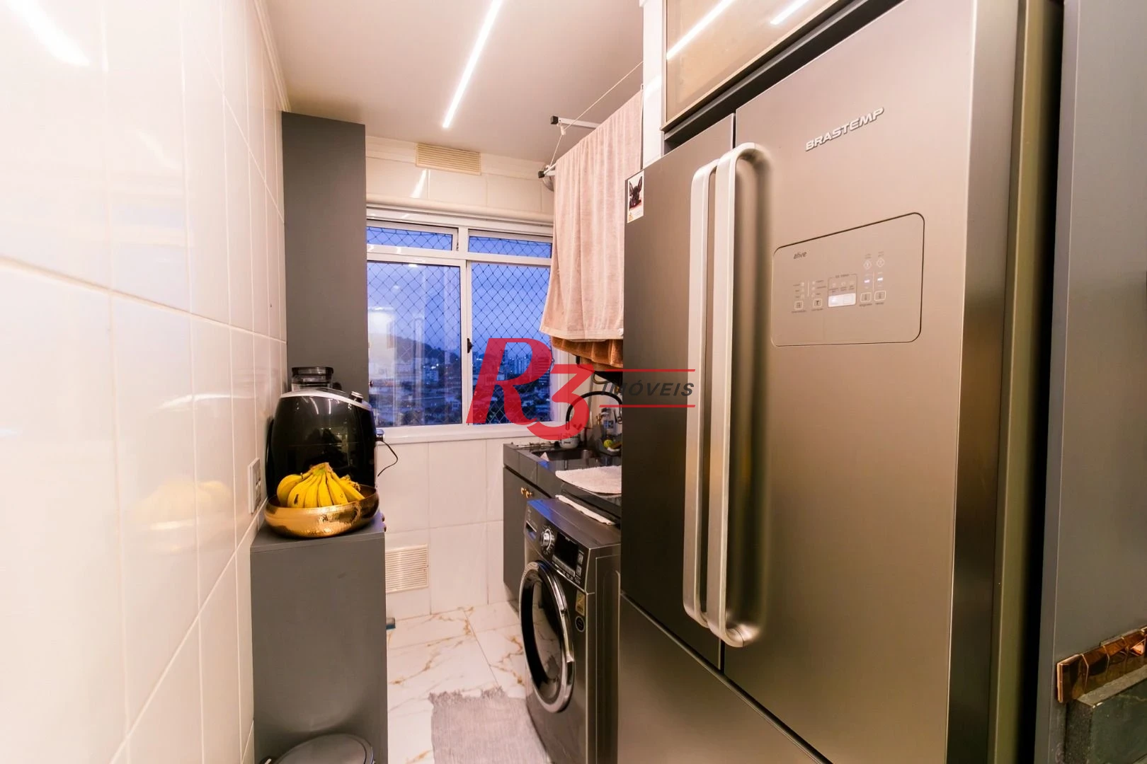 Apartamento com 3 dormitórios à venda, 84 m² por R$ 840.000,00 - Marapé - Santos/SP