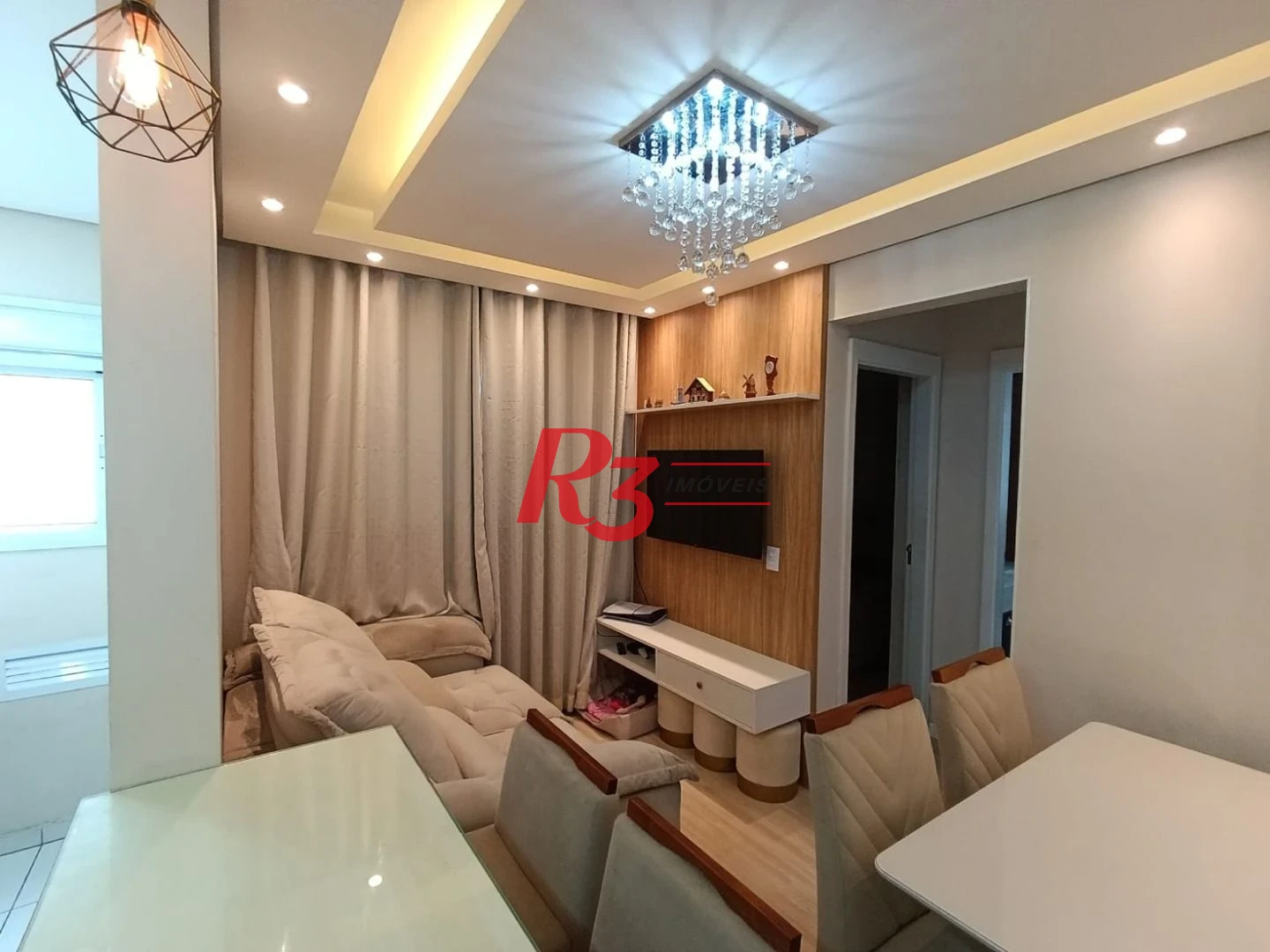 Apartamento com 2 dormitórios à venda, 45 m² por R$ 320.000,00 - Castelo - Santos/SP