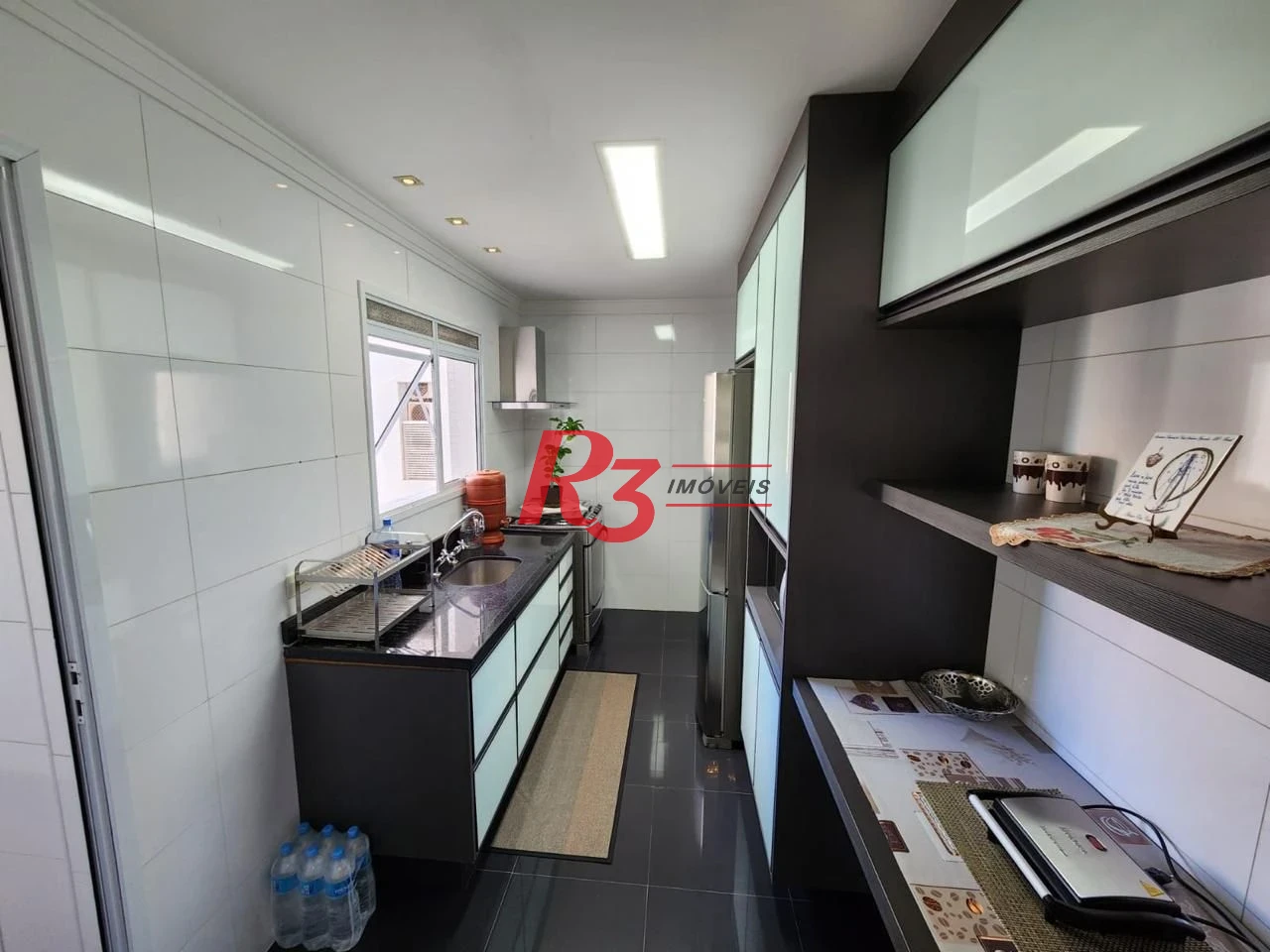 Apartamento com 3 dormitórios à venda, 132 m² por R$ 1.750.000,00 - Ponta da Praia - Santos/SP