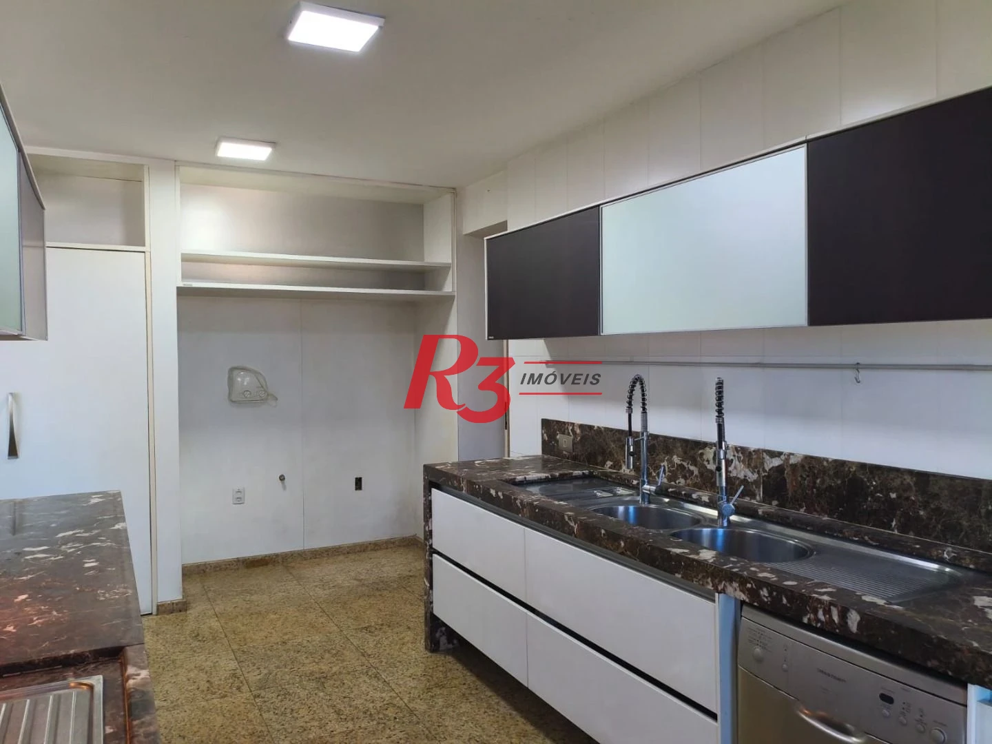 Casa para alugar, 1000 m² por R$ 20.000,00/mês - Morro Santa Terezinha - Santos/SP