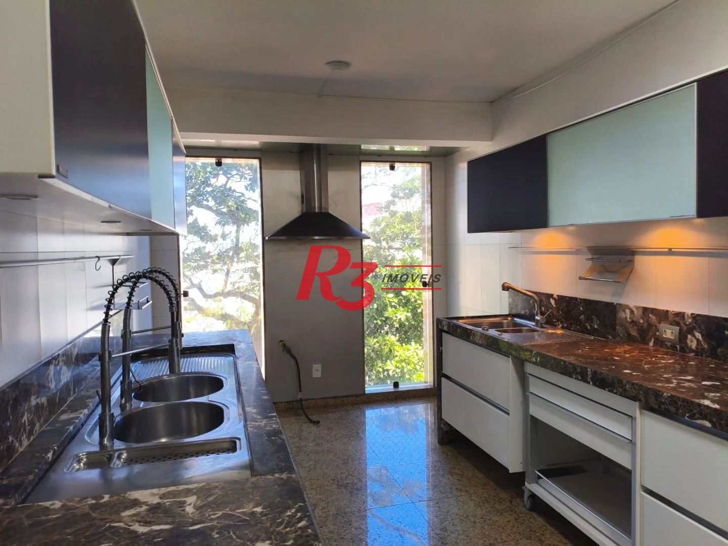 Casa para alugar, 1000 m² por R$ 20.000,00/mês - Morro Santa Terezinha - Santos/SP