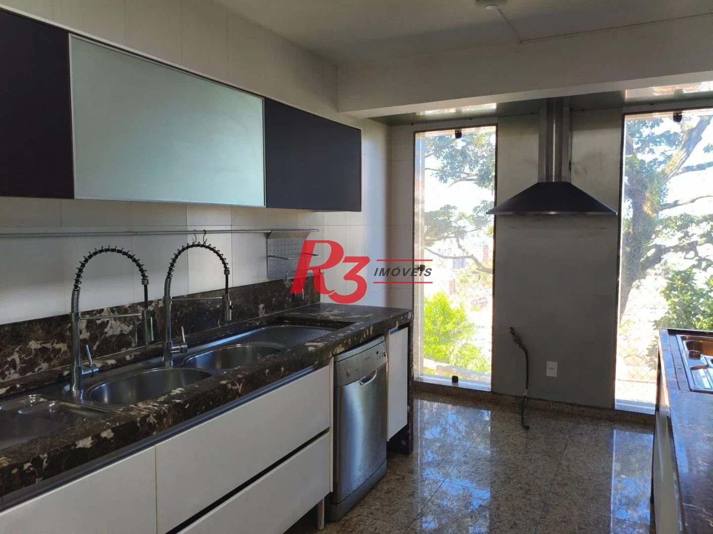 Casa para alugar, 1000 m² por R$ 20.000,00/mês - Morro Santa Terezinha - Santos/SP