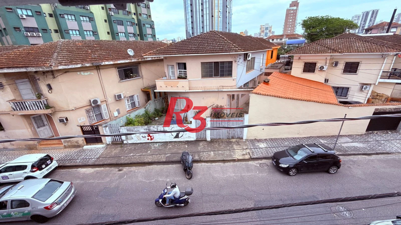 Apartamento com 2 dormitórios à venda, 67 m² por R$ 380.000,00 - Macuco - Santos/SP