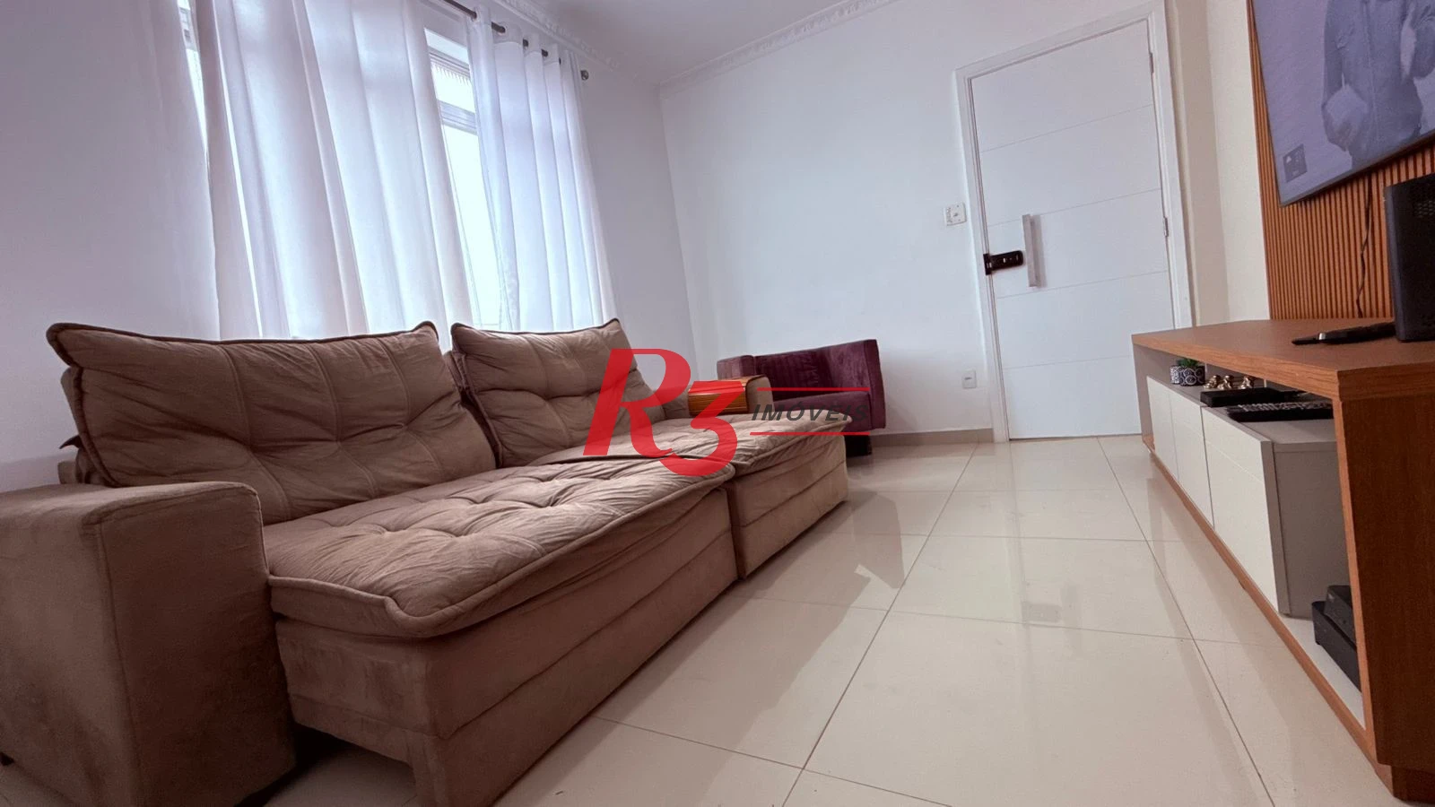 Apartamento com 2 dormitórios à venda, 67 m² por R$ 380.000,00 - Macuco - Santos/SP