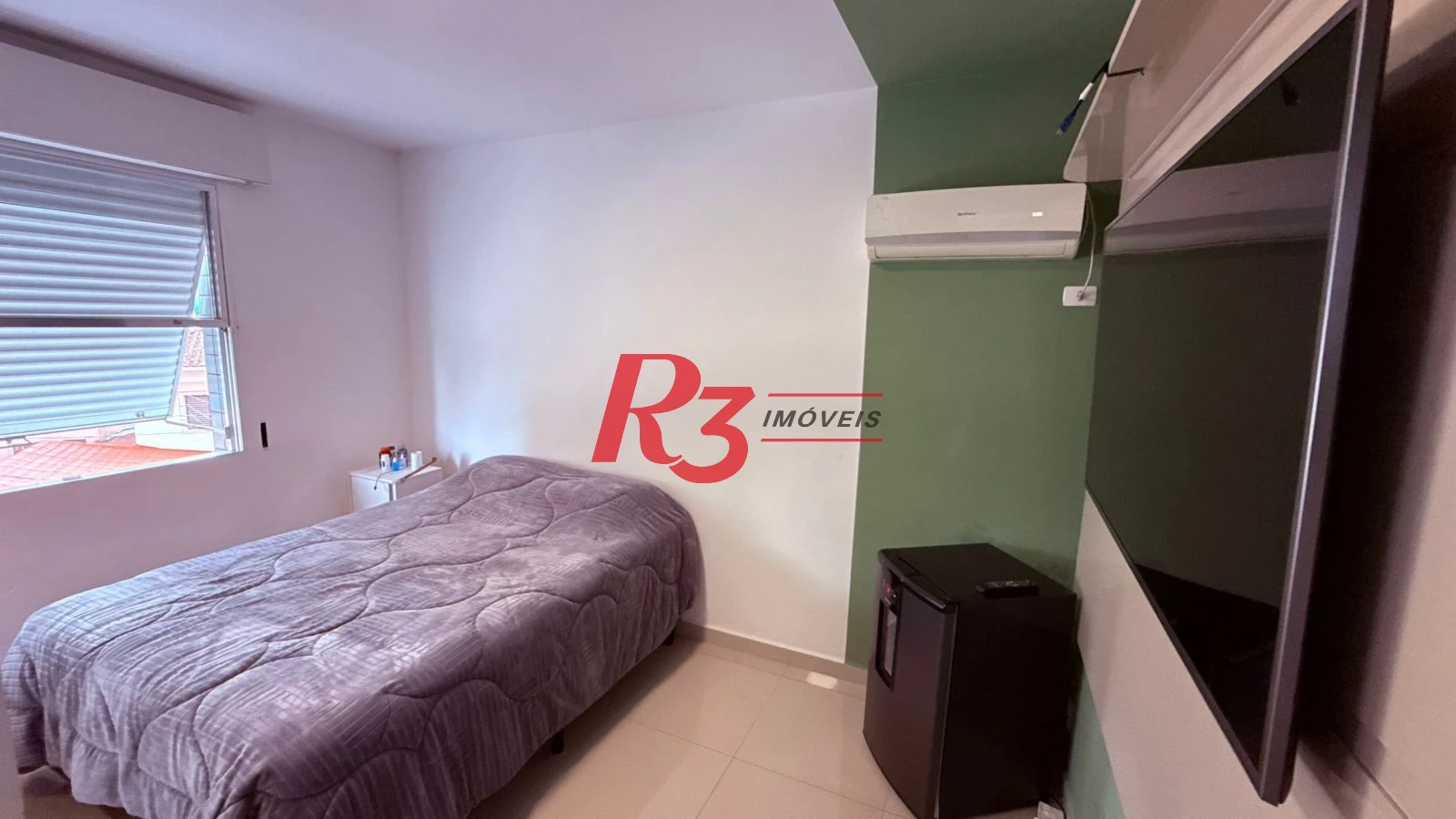 Apartamento com 2 dormitórios à venda, 67 m² por R$ 380.000,00 - Macuco - Santos/SP