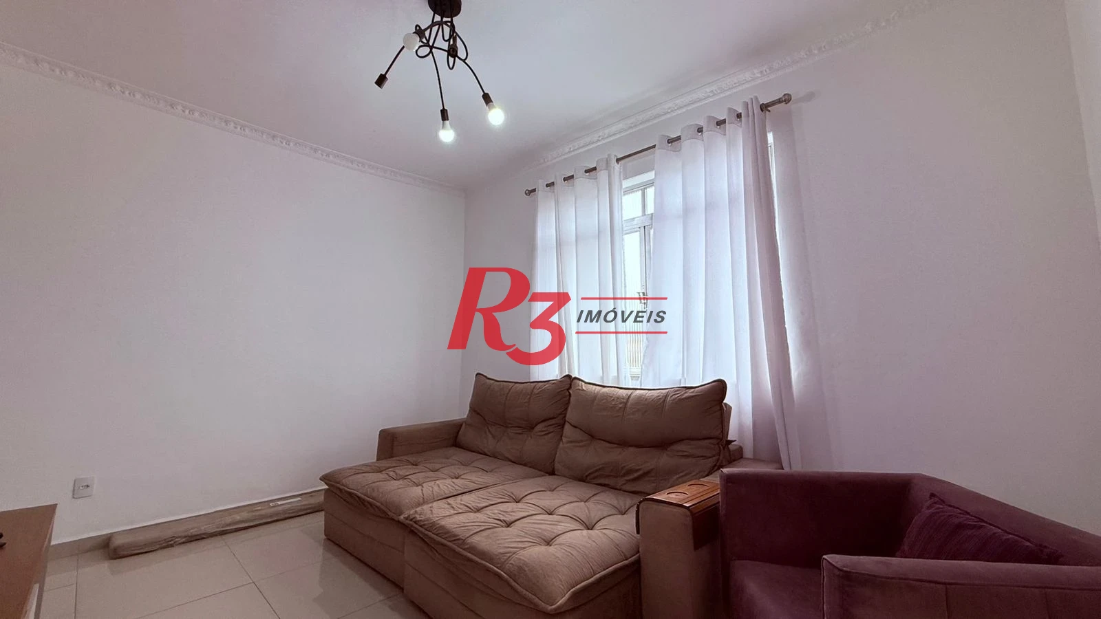 Apartamento com 2 dormitórios à venda, 67 m² por R$ 380.000,00 - Macuco - Santos/SP