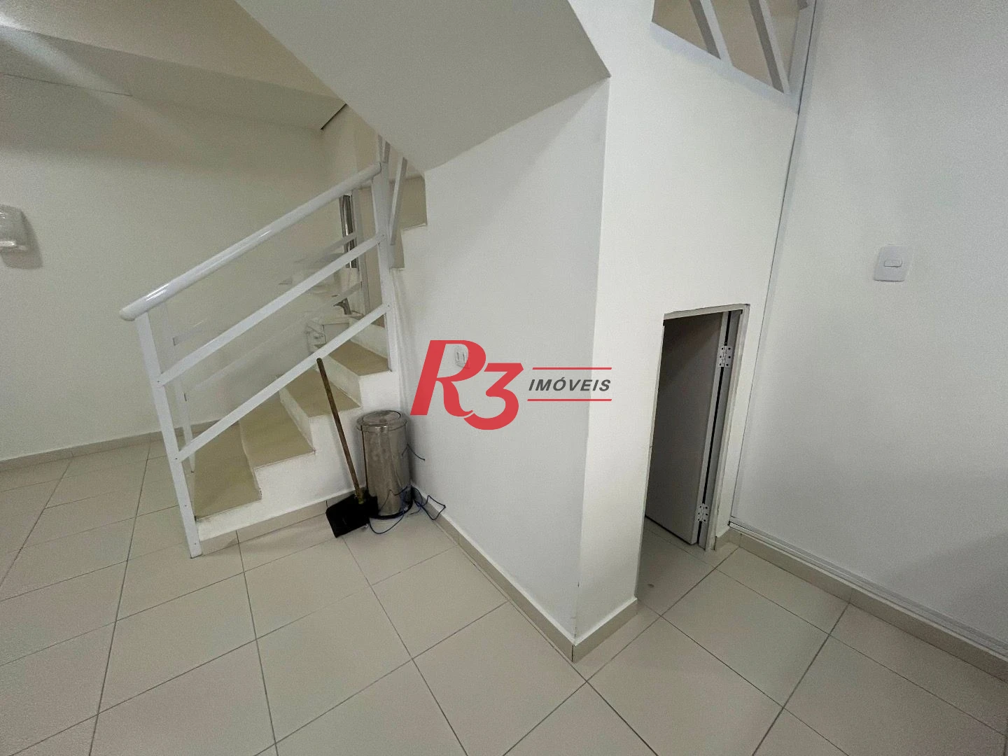 Sala para alugar, 85 m² por R$ 7.500,00/mês - Boqueirão - Santos/SP