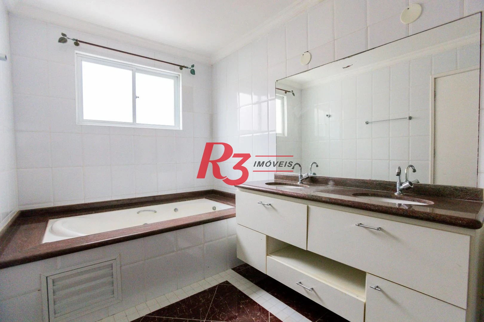 Casa à venda, 277 m² por R$ 1.490.000,00 - Boqueirão - Santos/SP