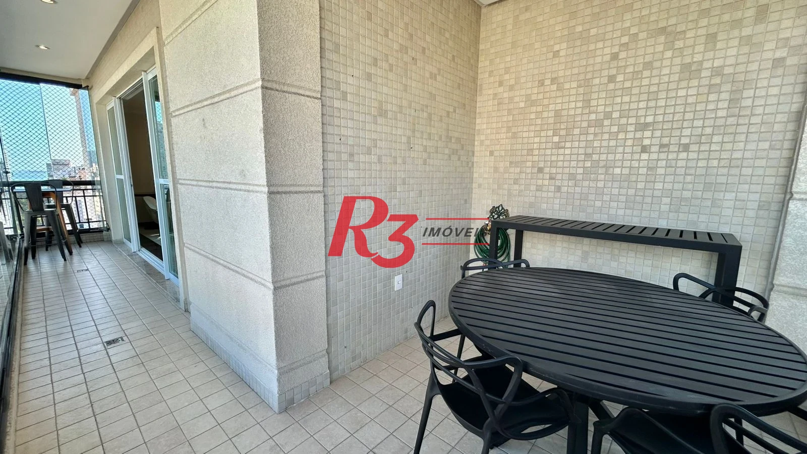 Apartamento com 3 dormitórios para alugar, 198 m² por R$ 16.000,00/mês - Gonzaga - Santos/SP