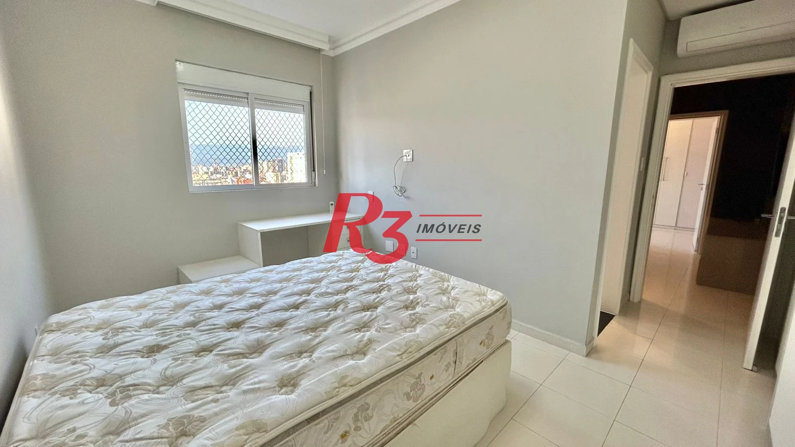 Apartamento com 3 dormitórios para alugar, 198 m² por R$ 16.000,00/mês - Gonzaga - Santos/SP