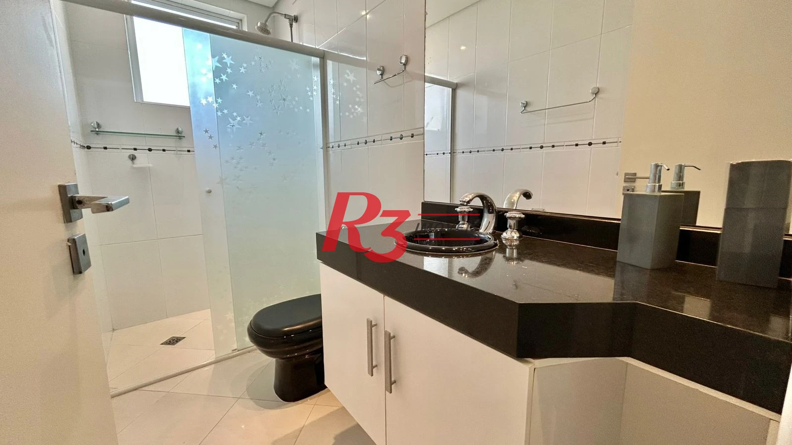 Apartamento com 3 dormitórios para alugar, 198 m² por R$ 16.000,00/mês - Gonzaga - Santos/SP
