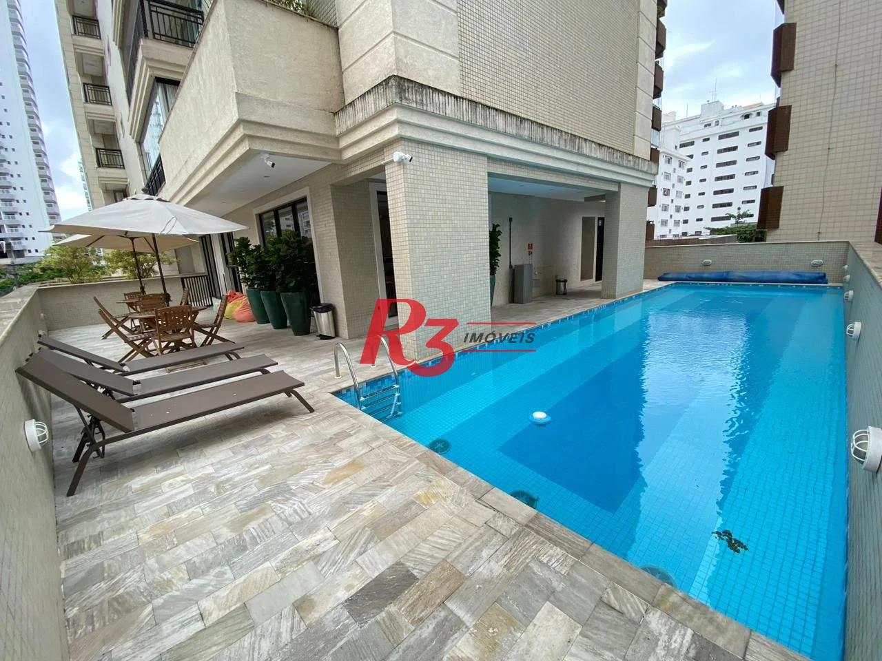 Apartamento com 3 dormitórios para alugar, 198 m² por R$ 16.000,00/mês - Gonzaga - Santos/SP