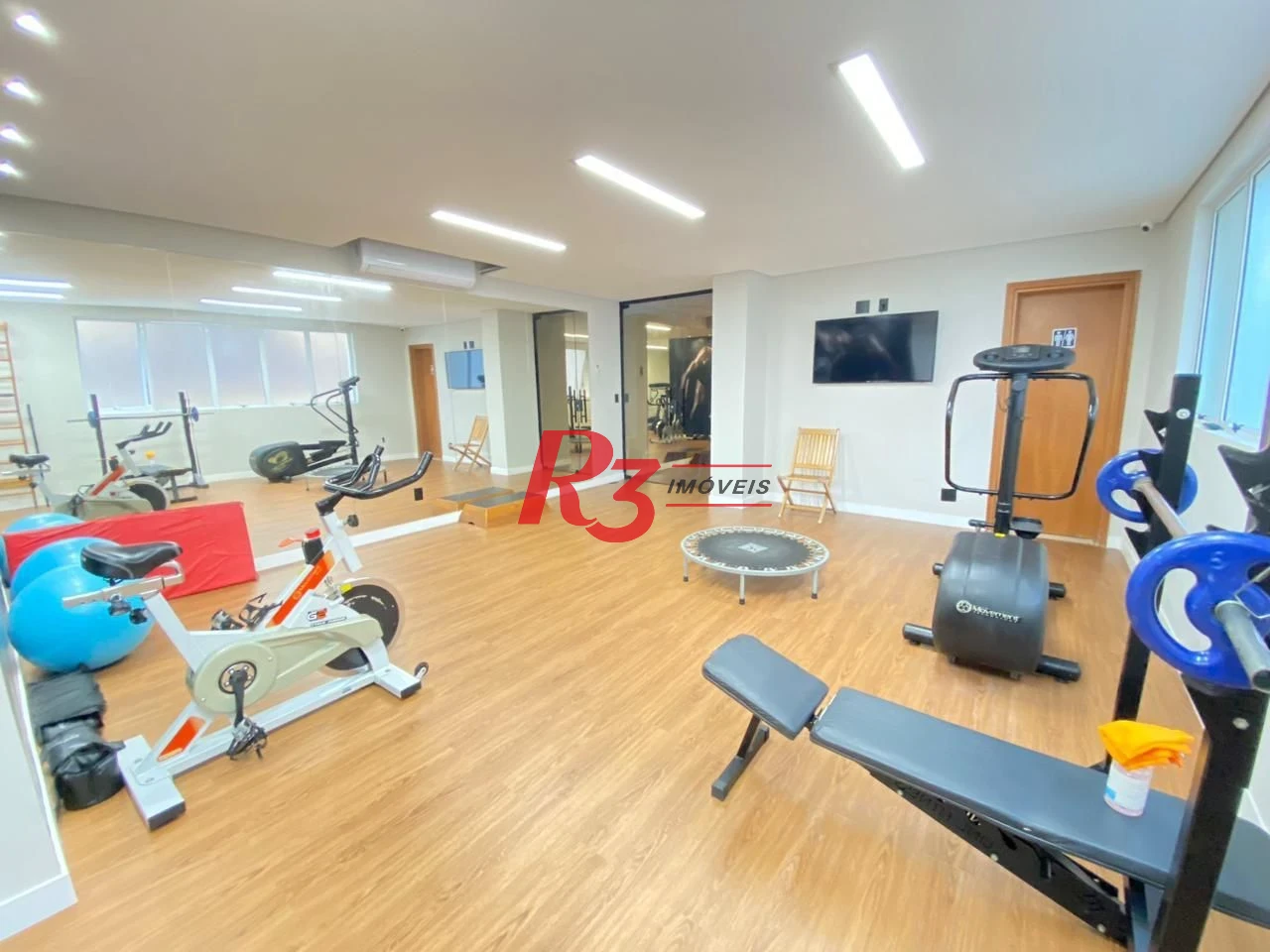 Apartamento com 3 dormitórios para alugar, 198 m² por R$ 16.000,00/mês - Gonzaga - Santos/SP