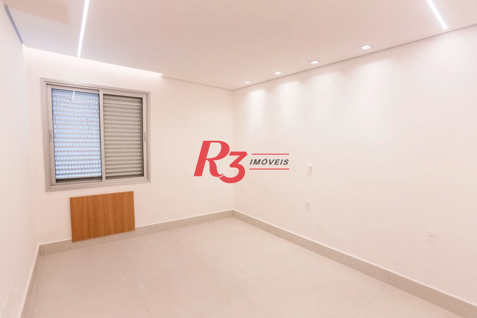 Apartamento com 3 dormitórios à venda, 163 m² por R$ 2.150.000,00 - Aparecida - Santos/SP