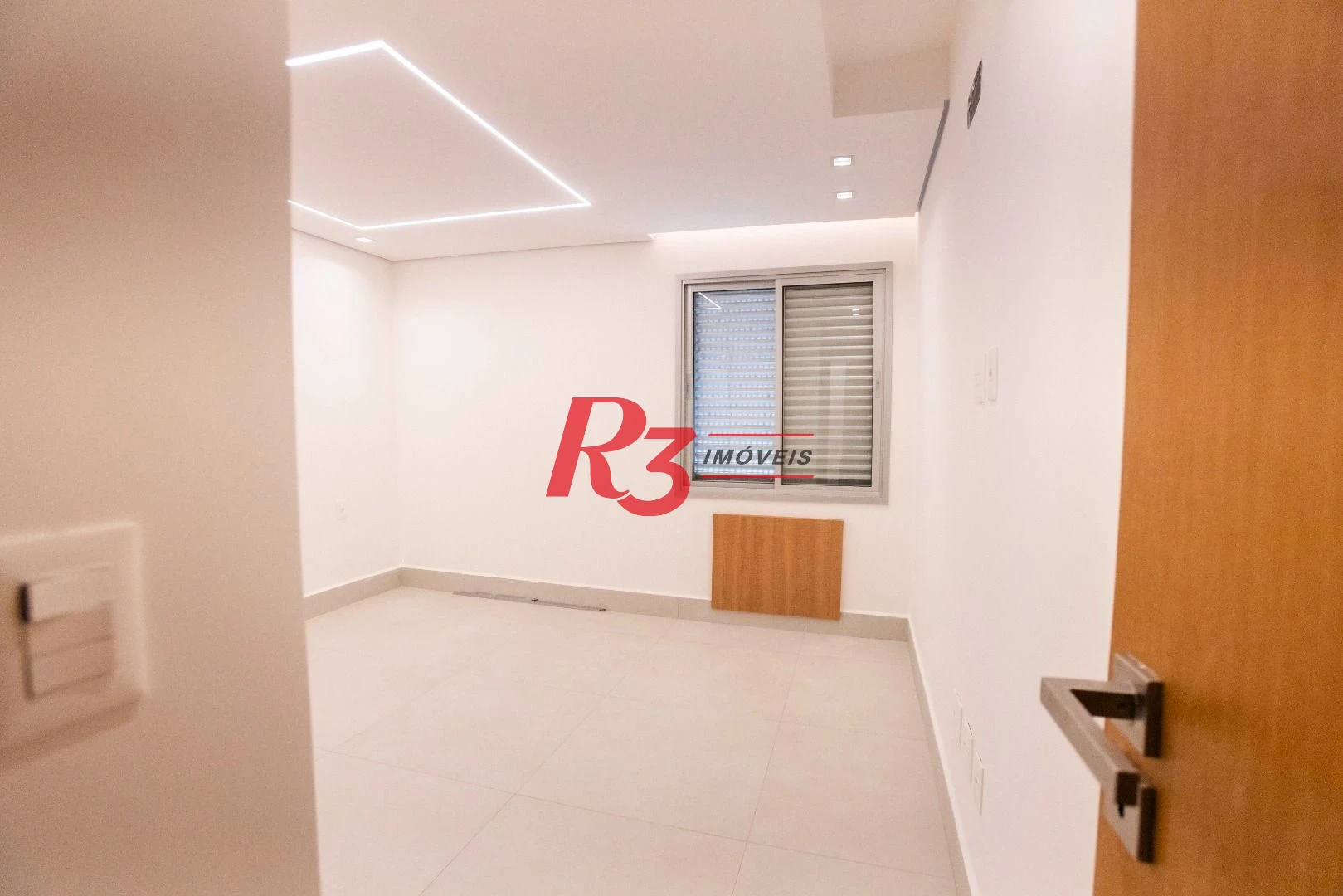 Apartamento com 3 dormitórios à venda, 163 m² por R$ 2.150.000,00 - Aparecida - Santos/SP