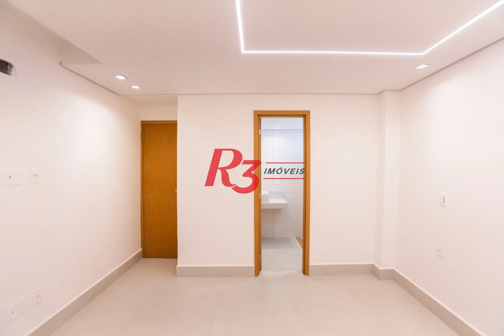 Apartamento com 3 dormitórios à venda, 163 m² por R$ 2.150.000,00 - Aparecida - Santos/SP