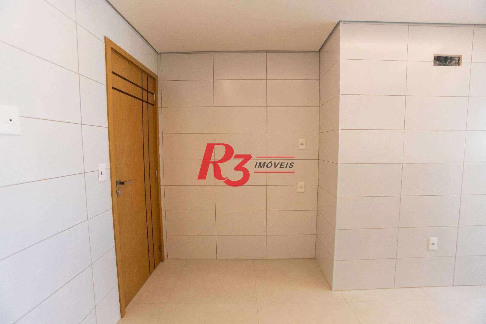 Apartamento com 3 dormitórios à venda, 163 m² por R$ 2.150.000,00 - Aparecida - Santos/SP