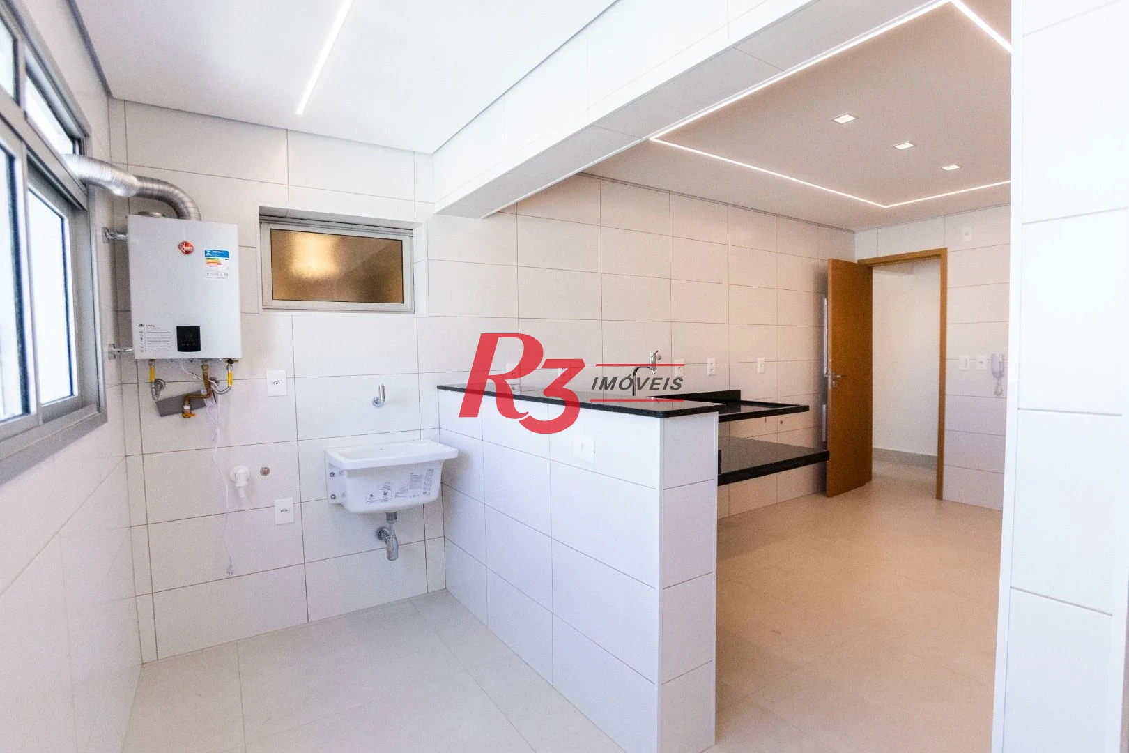 Apartamento com 3 dormitórios à venda, 163 m² por R$ 2.150.000,00 - Aparecida - Santos/SP